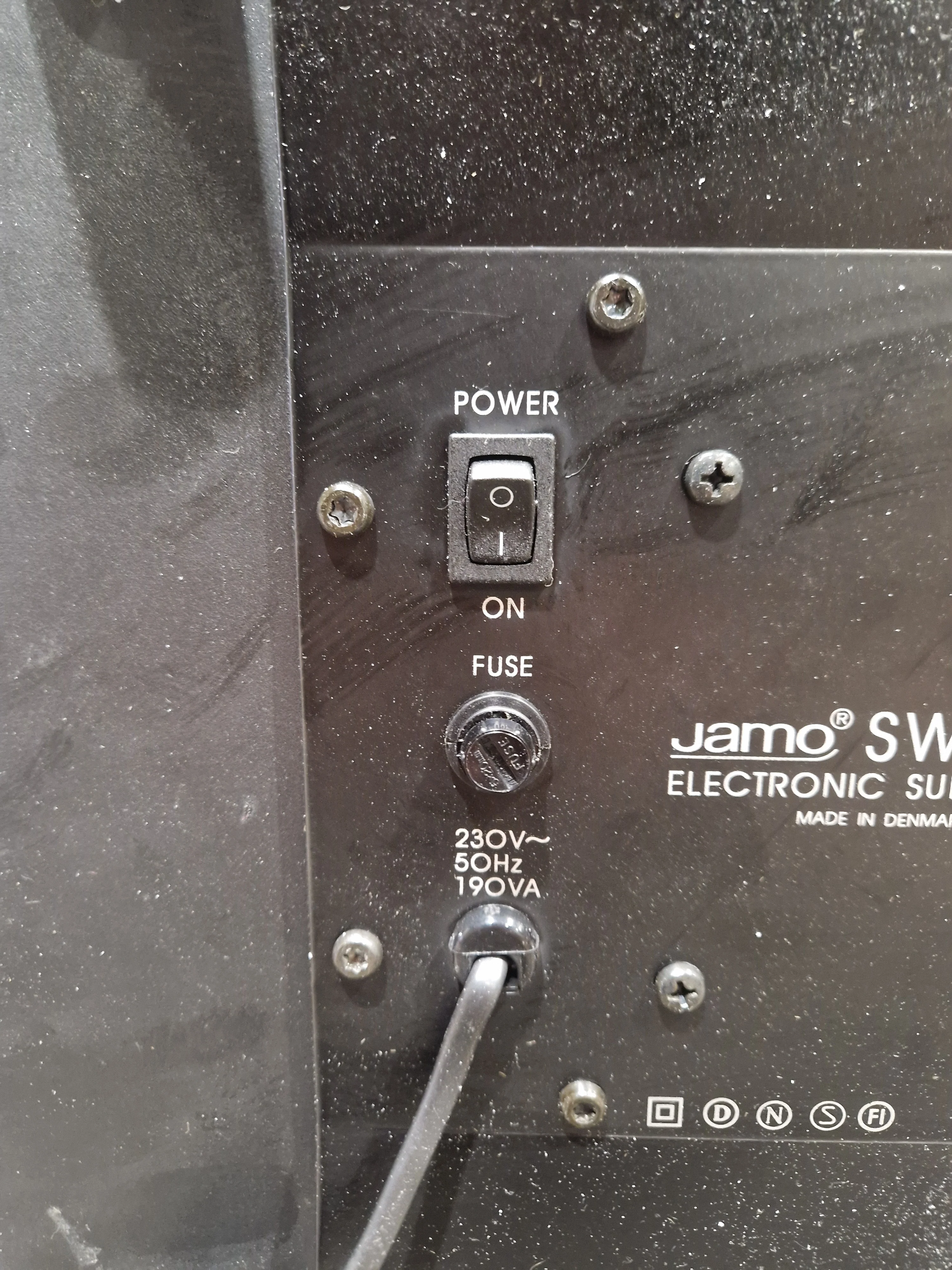 Jamo SW600 Black Subwoofer - Enhanced Bass Response - Very Good w/ Original Box & Control hub - Image 14