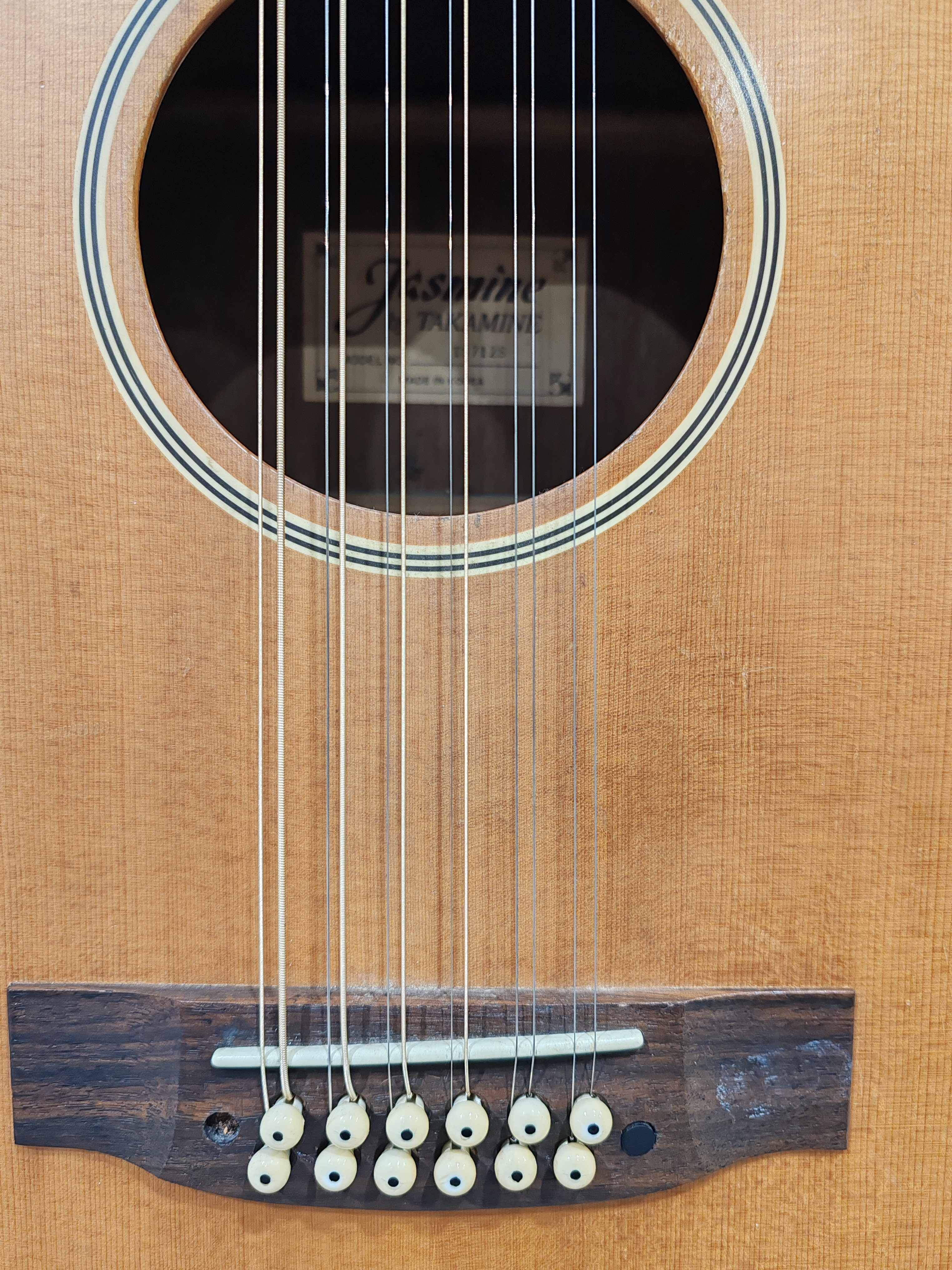 Jasmine by Takamine S-612 12-string electro acoustic guitar - Image 2