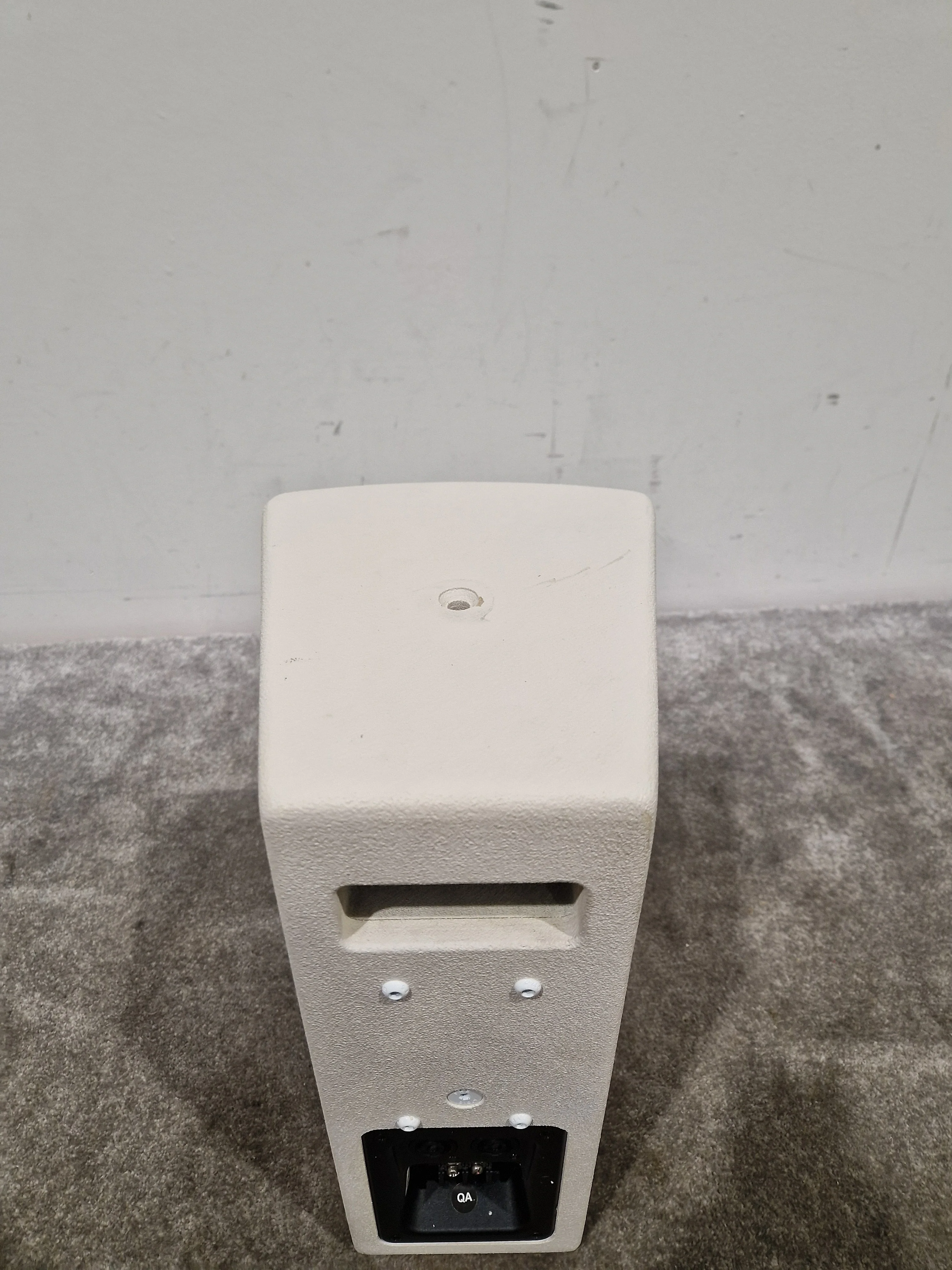 JBL AC-16 White Speaker - Compact Design - Very Good - Image 9