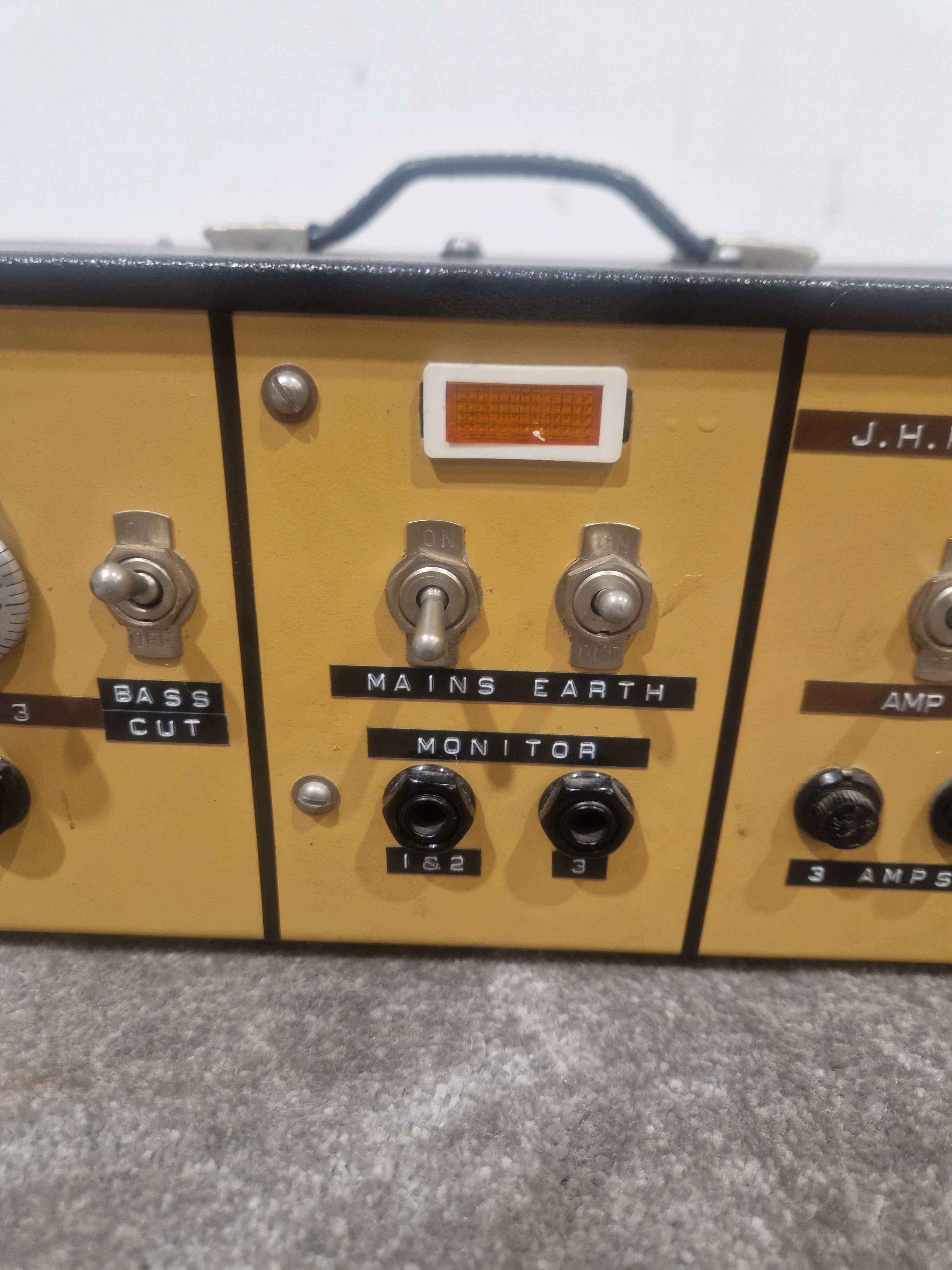 JH Parker Vintage Microphone Amplifier - Classic Tone, Robust Build - Good w/ Hard Case - Image 15