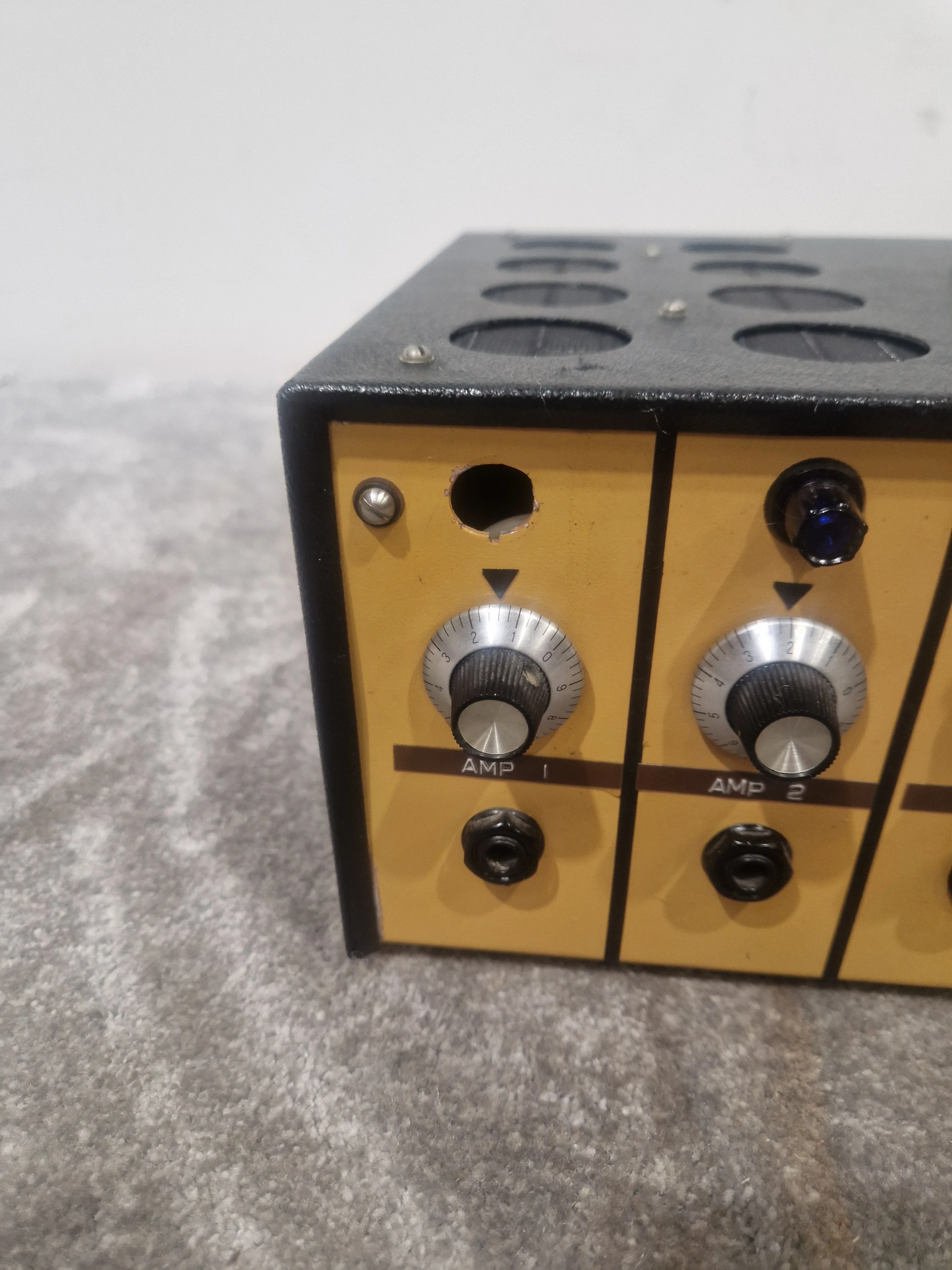 JH Parker Vintage Microphone Amplifier - Classic Tone, Robust Build - Good w/ Hard Case - Image 3