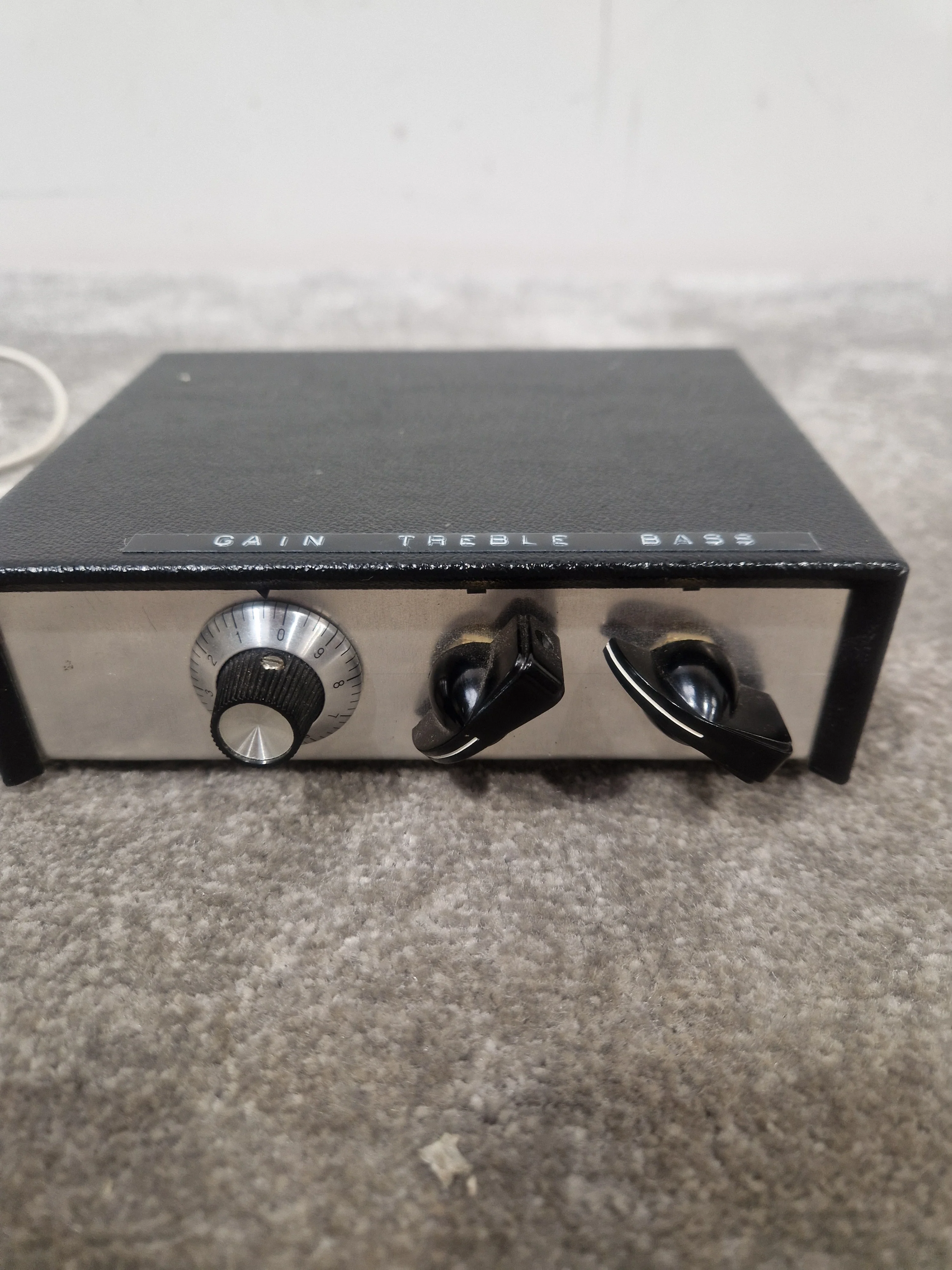 JH Parker Vintage Microphone Amplifier - Classic Tone, Robust Build - Good w/ Hard Case - Image 5
