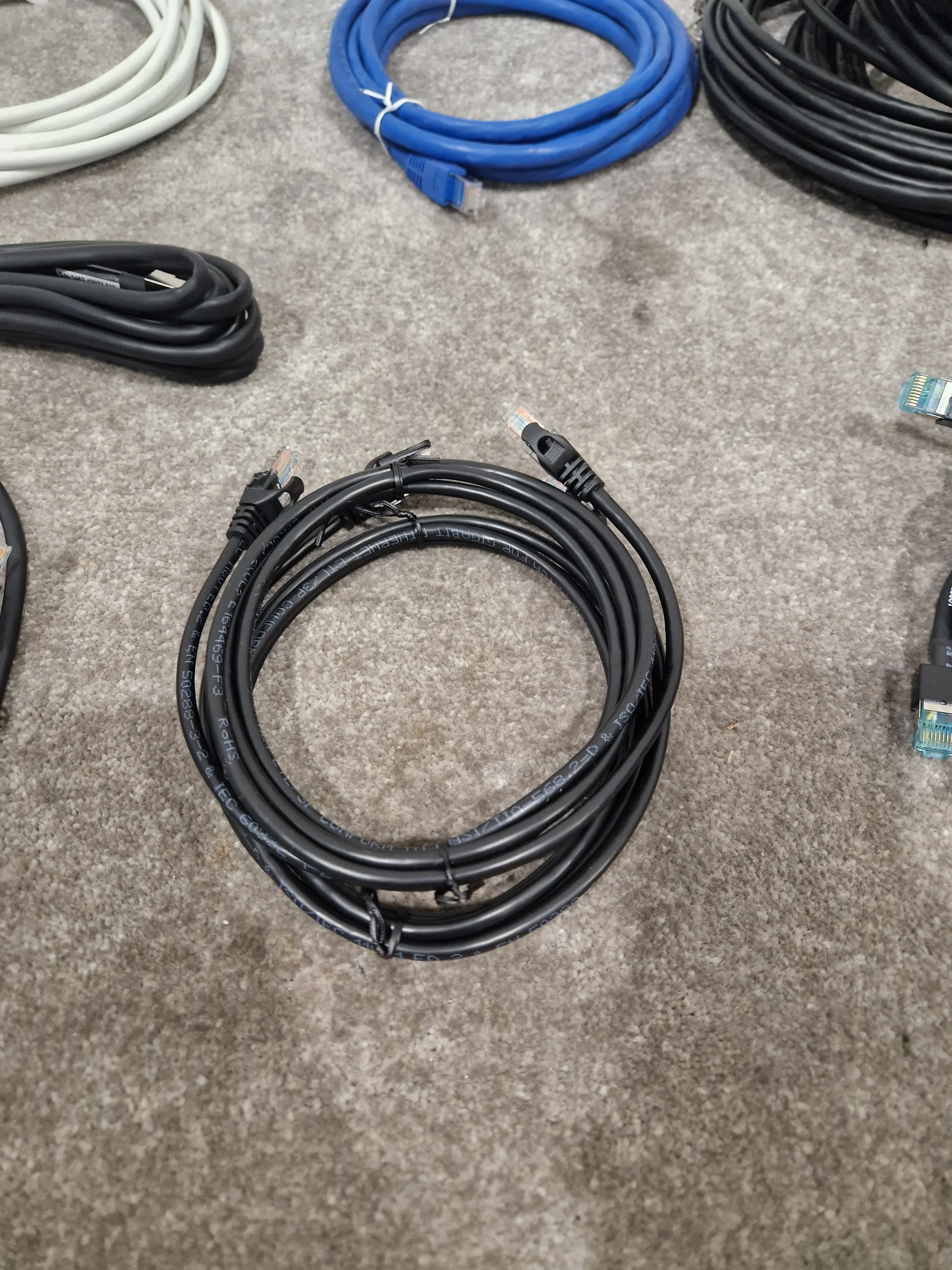 JOB-LOT OF Ethernet Cables - Mixed Sizes & Colors - Excellent - Image 9