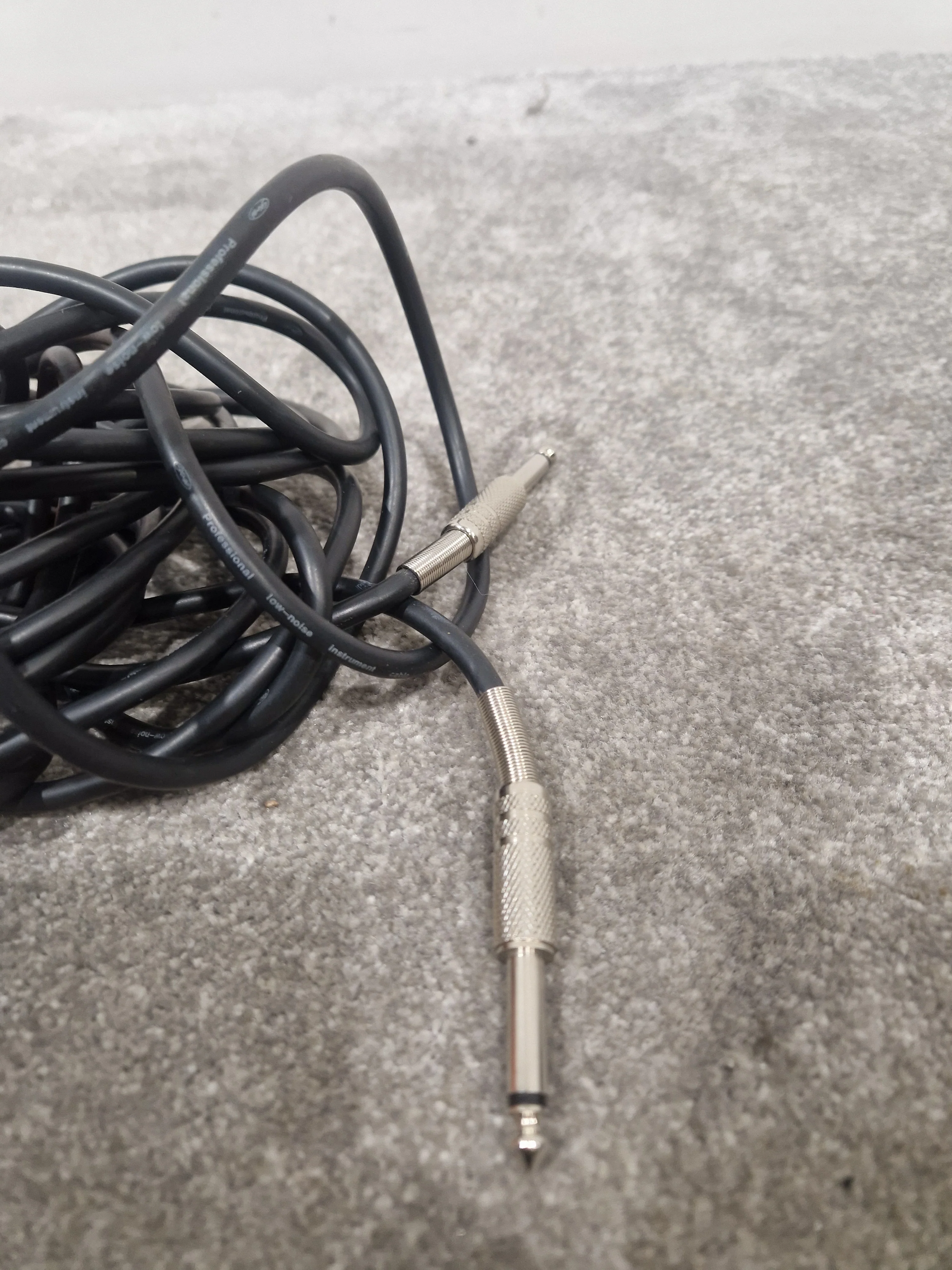 JOB-LOT OF Guitar/Speaker Jack Cables - 36X Multicoloured Audio Cables - Mixed Brands - Good - Image 5