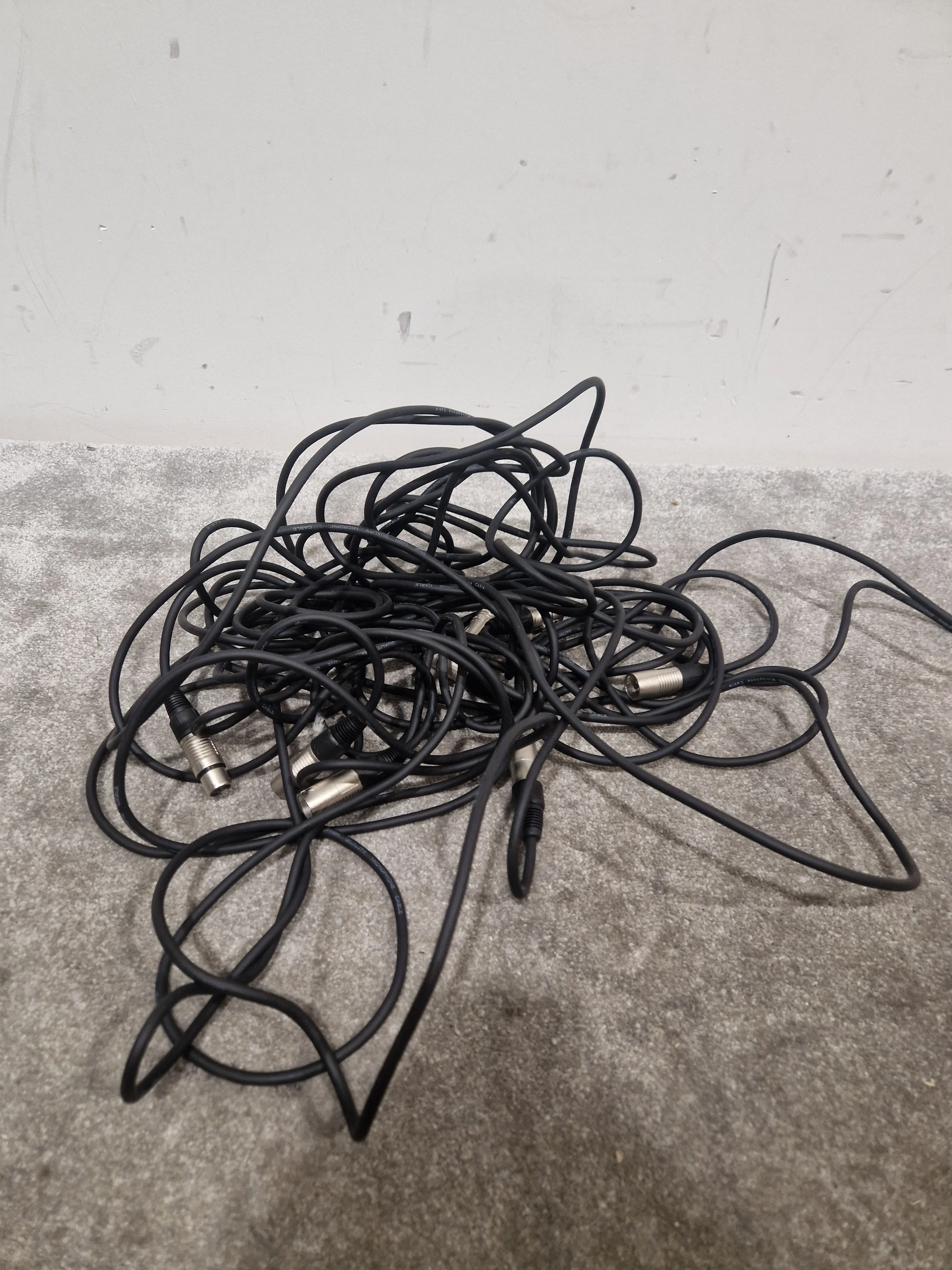 Job Lot Of Microphone Cables - Multicoloured X 25 – Microphone Cable - Excellent - Image 39