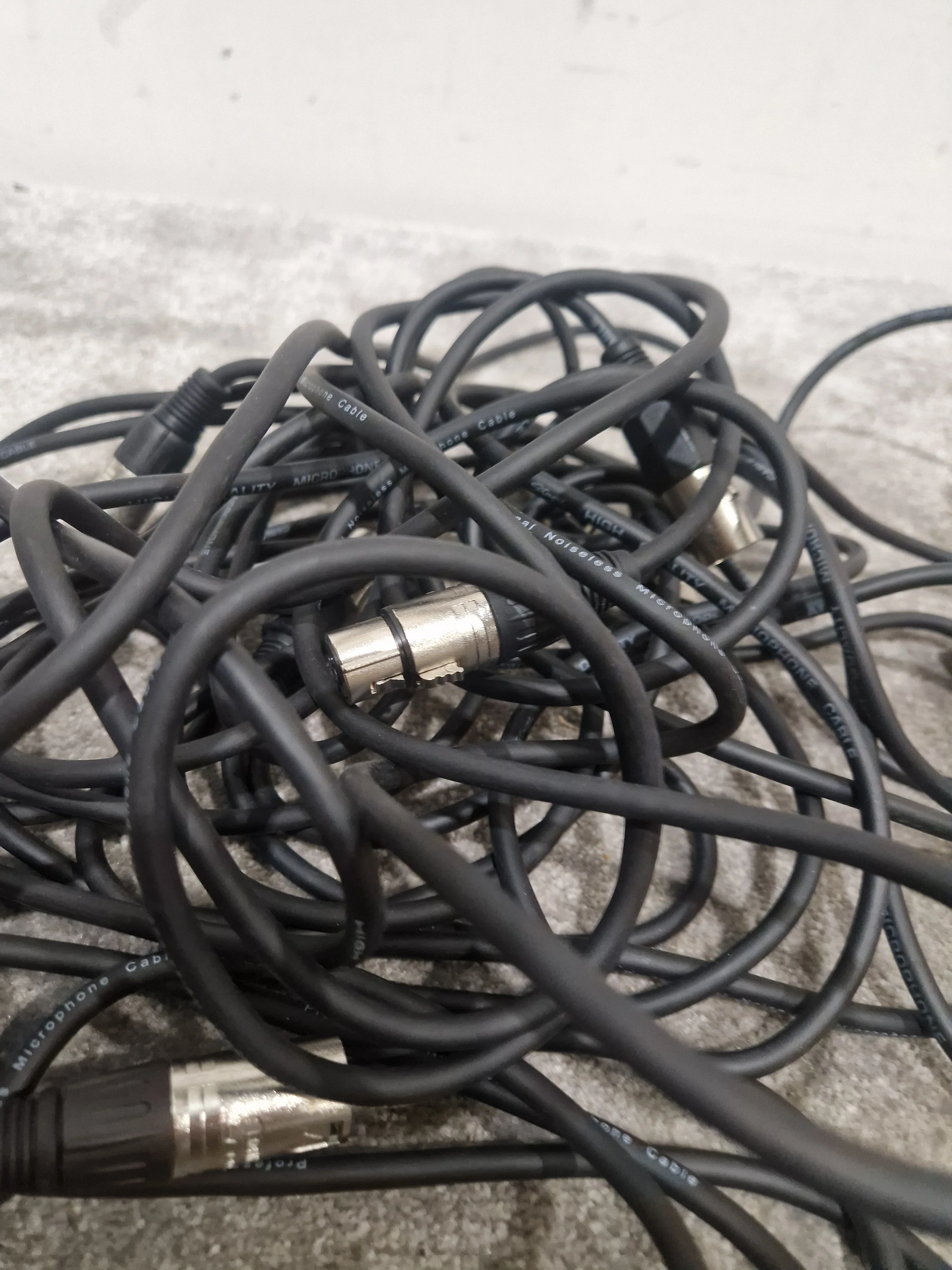 Job Lot Of Microphone Cables - Multicoloured X 25 – Microphone Cable - Excellent - Image 9