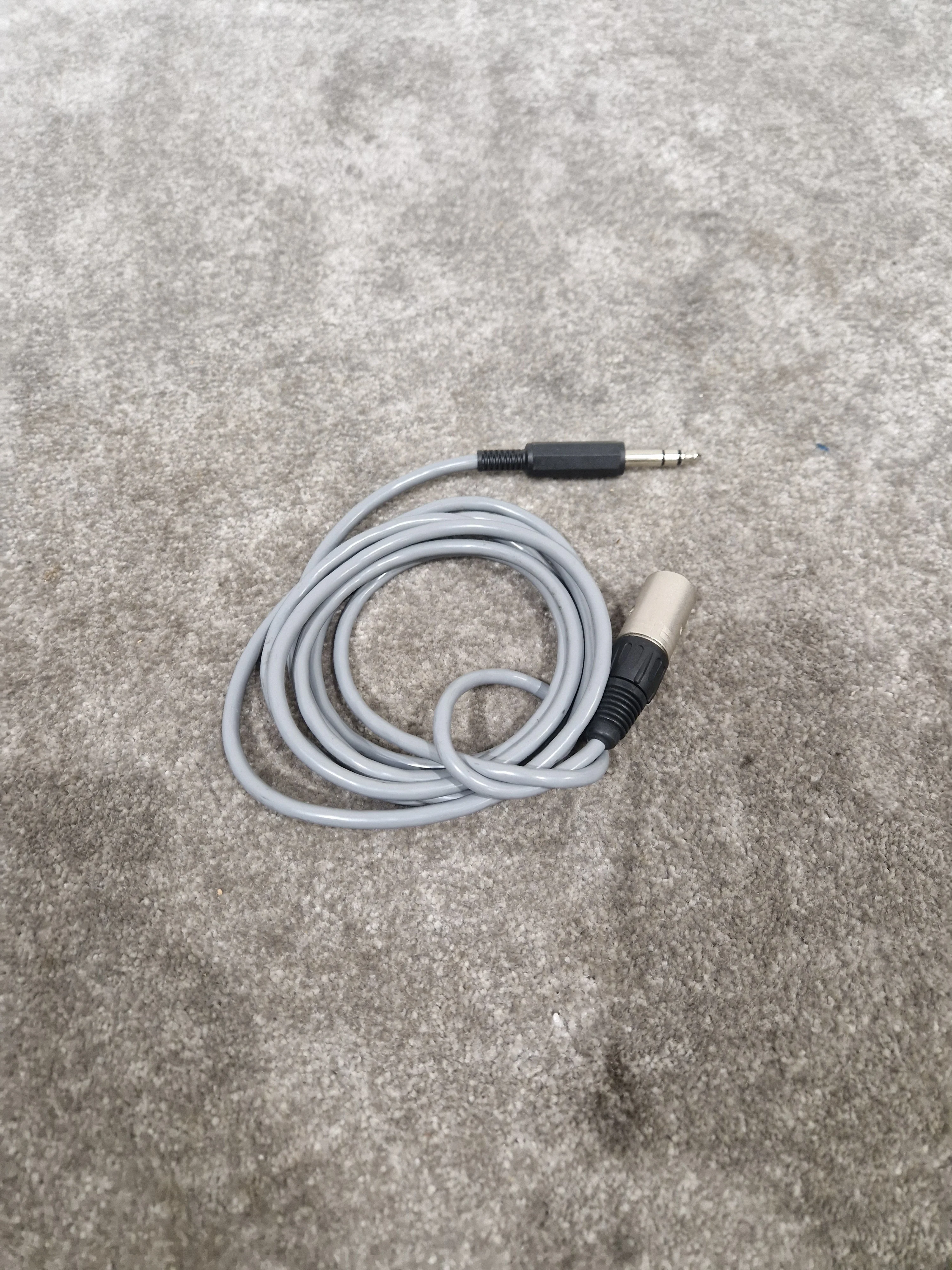 Set of 6 XLR to Jack Audio Cables - Mixed Stereo & Mono Leads - Good - Image 7
