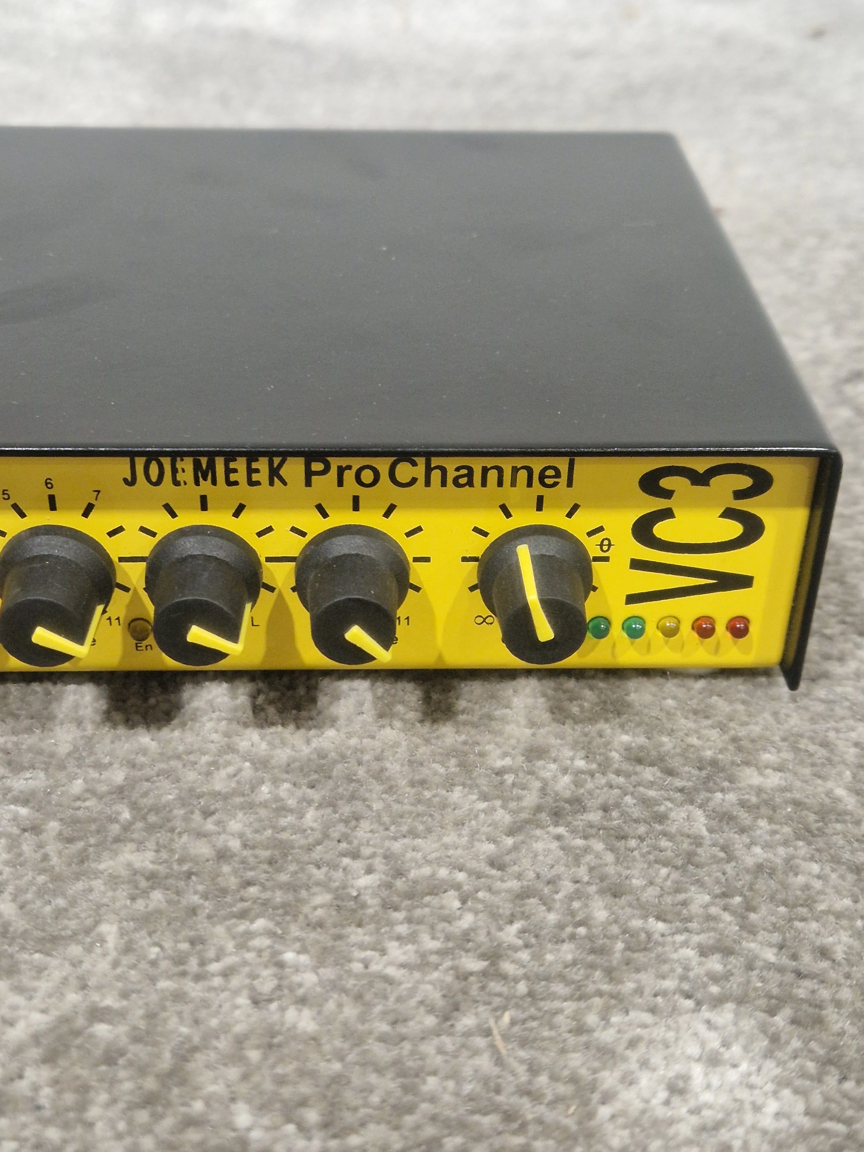 Joe Meek Pro Channel VC3 - Studio Quality Preamp - Excellent w/ Power Supply - Image 4
