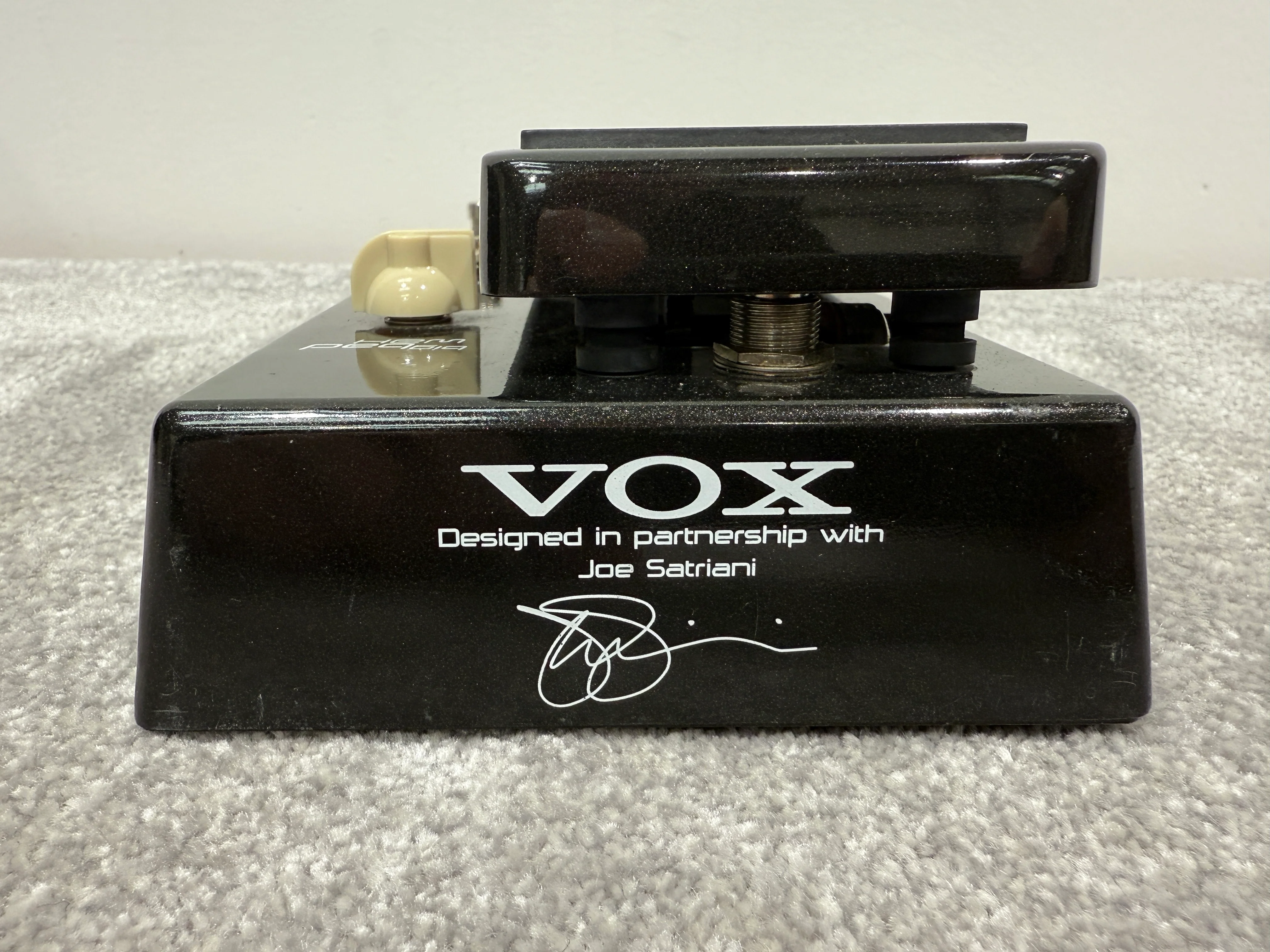 Joe Satriani & Vox - Big Bad Wah - Dual Wah Pedal in Original Box - Image 10