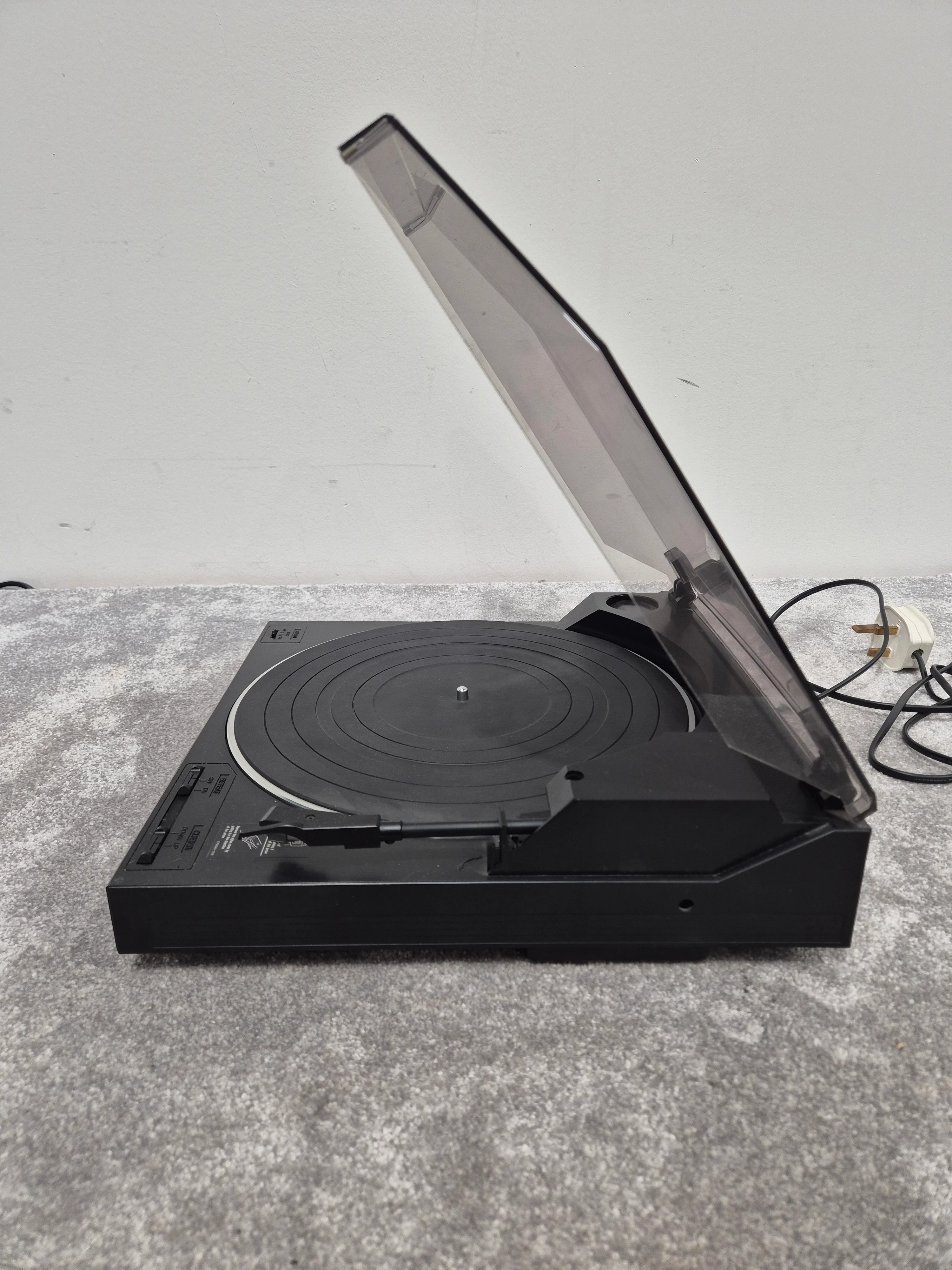 JVC AL-E33 - Fully Automatic Turntable (Spares or Repairs) - Image 9