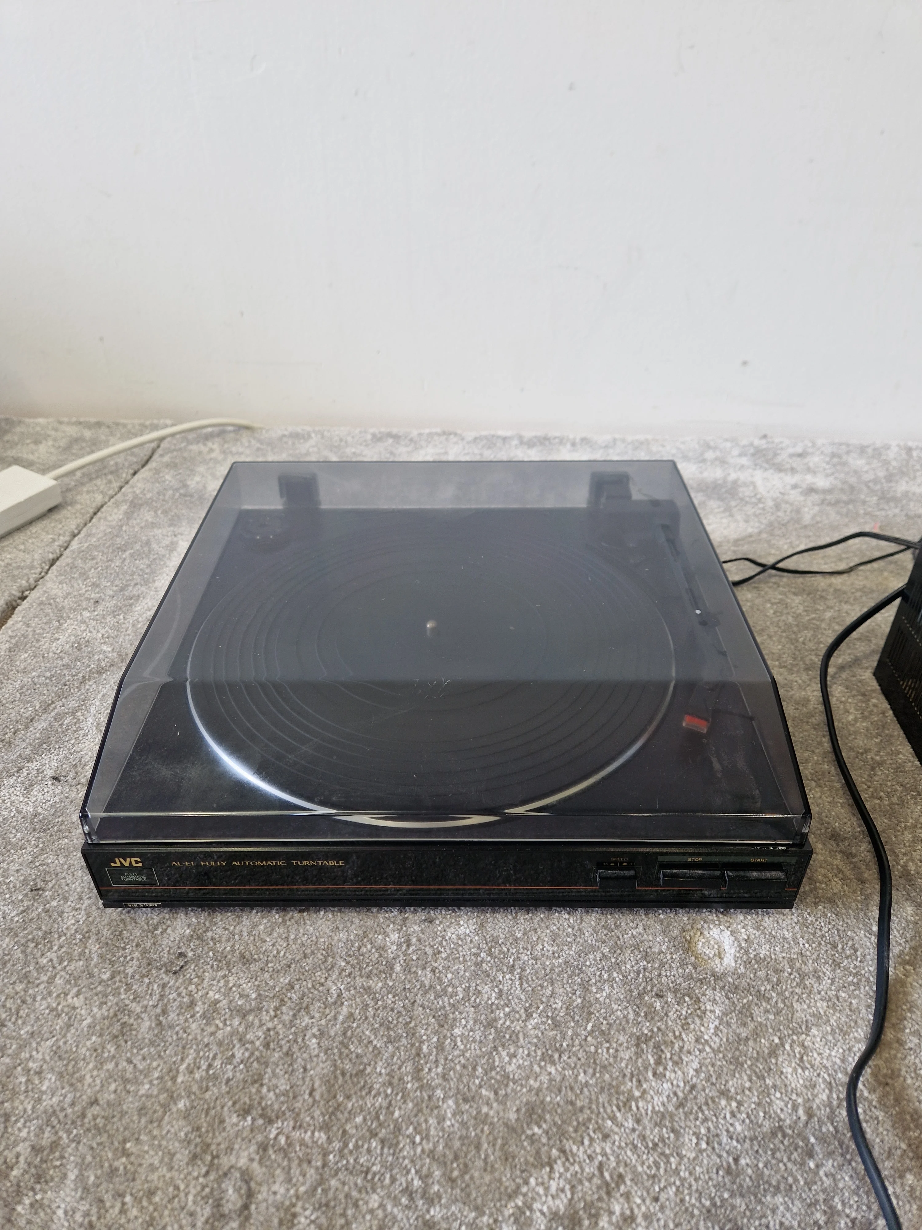 JVC Hi-Fi Amplifier, Double Cassette Deck, Turntable & SP-E1 Stereo Speakers – Vintage - Very Good - Image 3