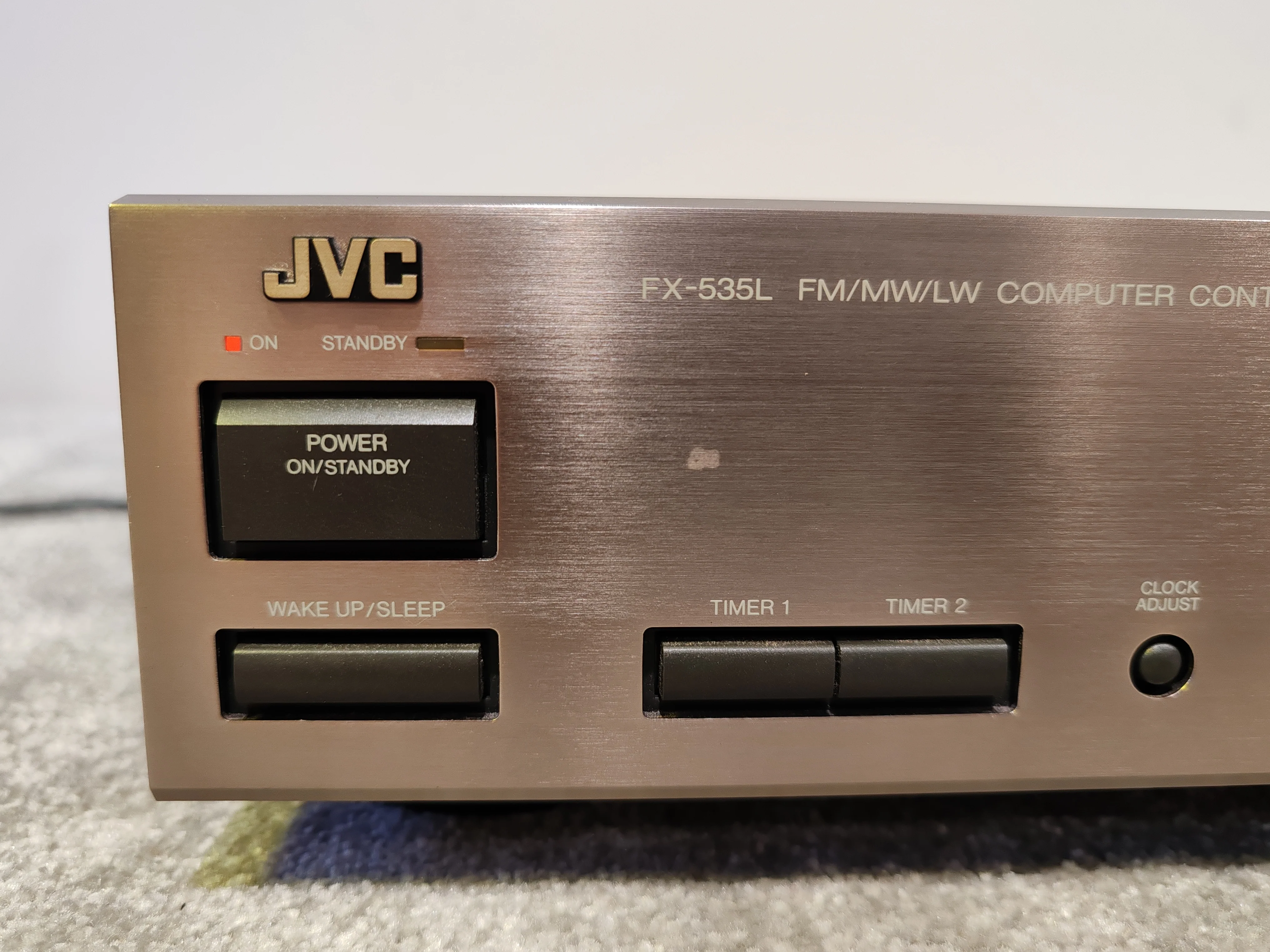 JVC FX-535L Vintage Tuner – w/ Manual & Antenna – Very Good - Image 3