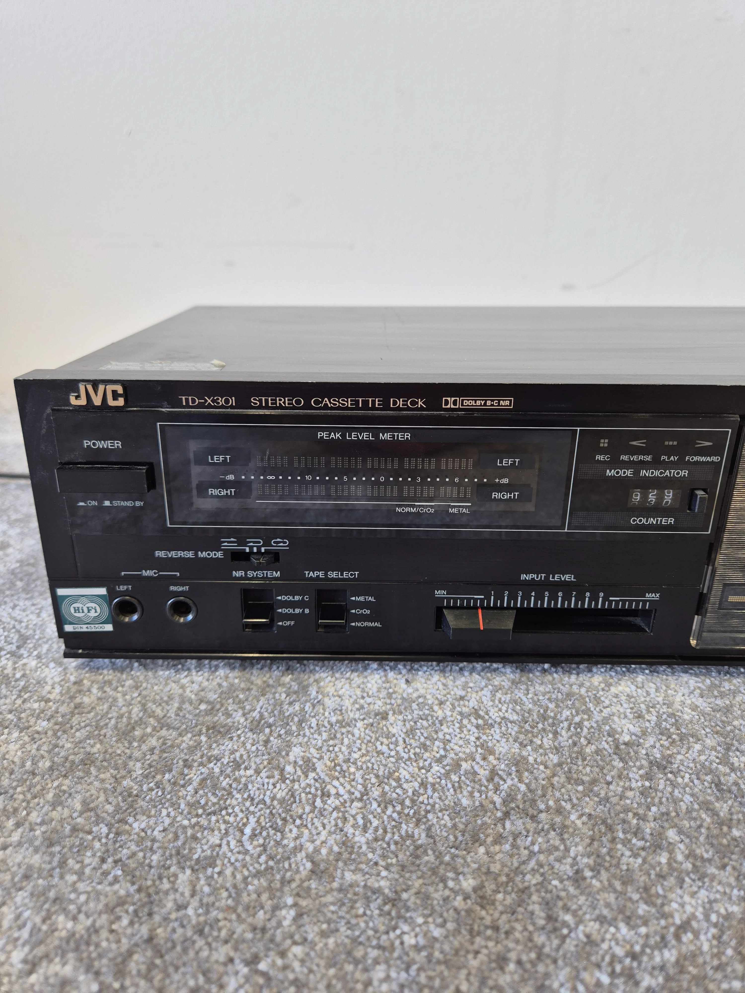 JVC TD-X301 - Stereo Cassette Deck - Image 2