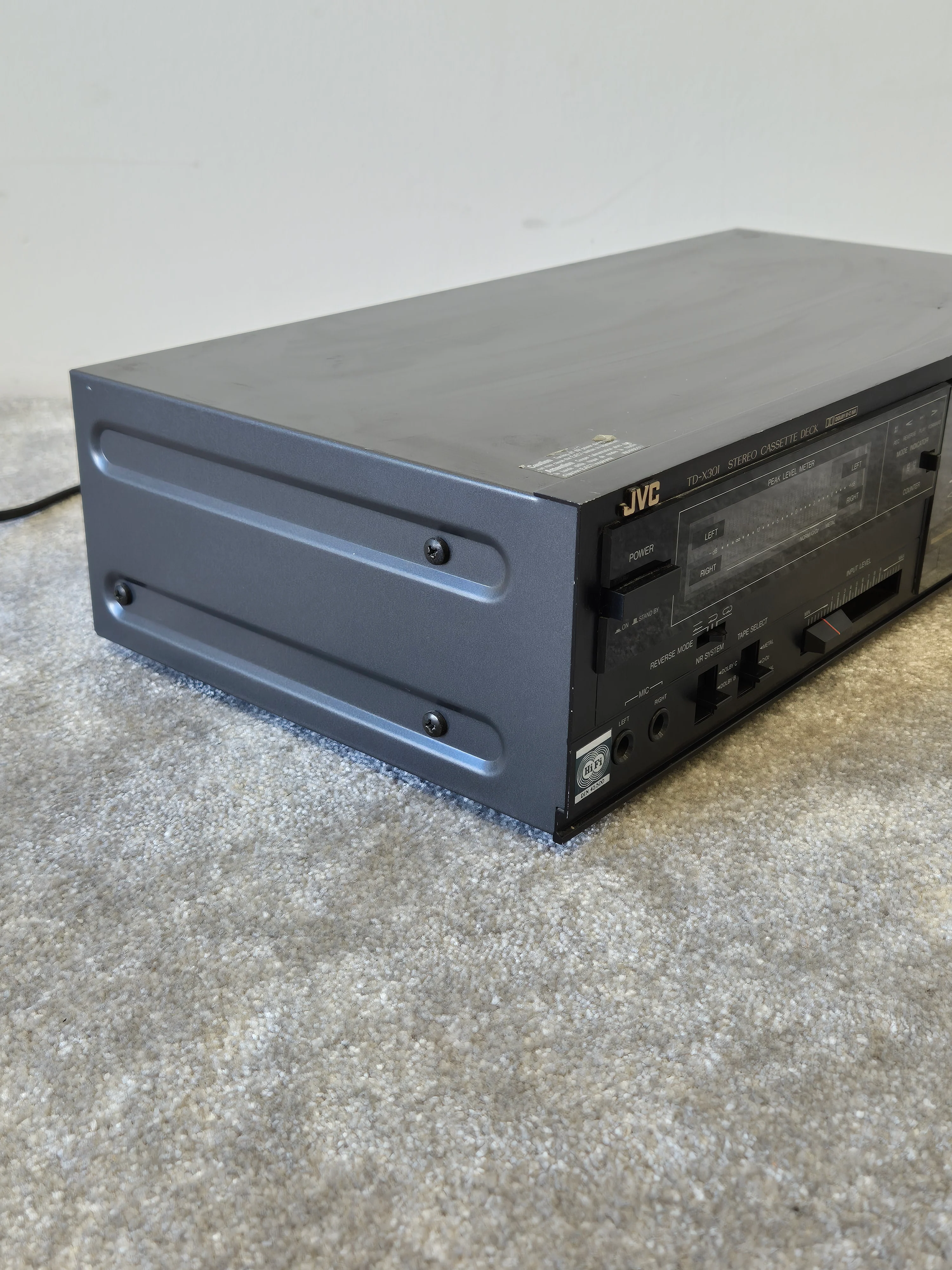 JVC TD-X301 - Stereo Cassette Deck - Image 5