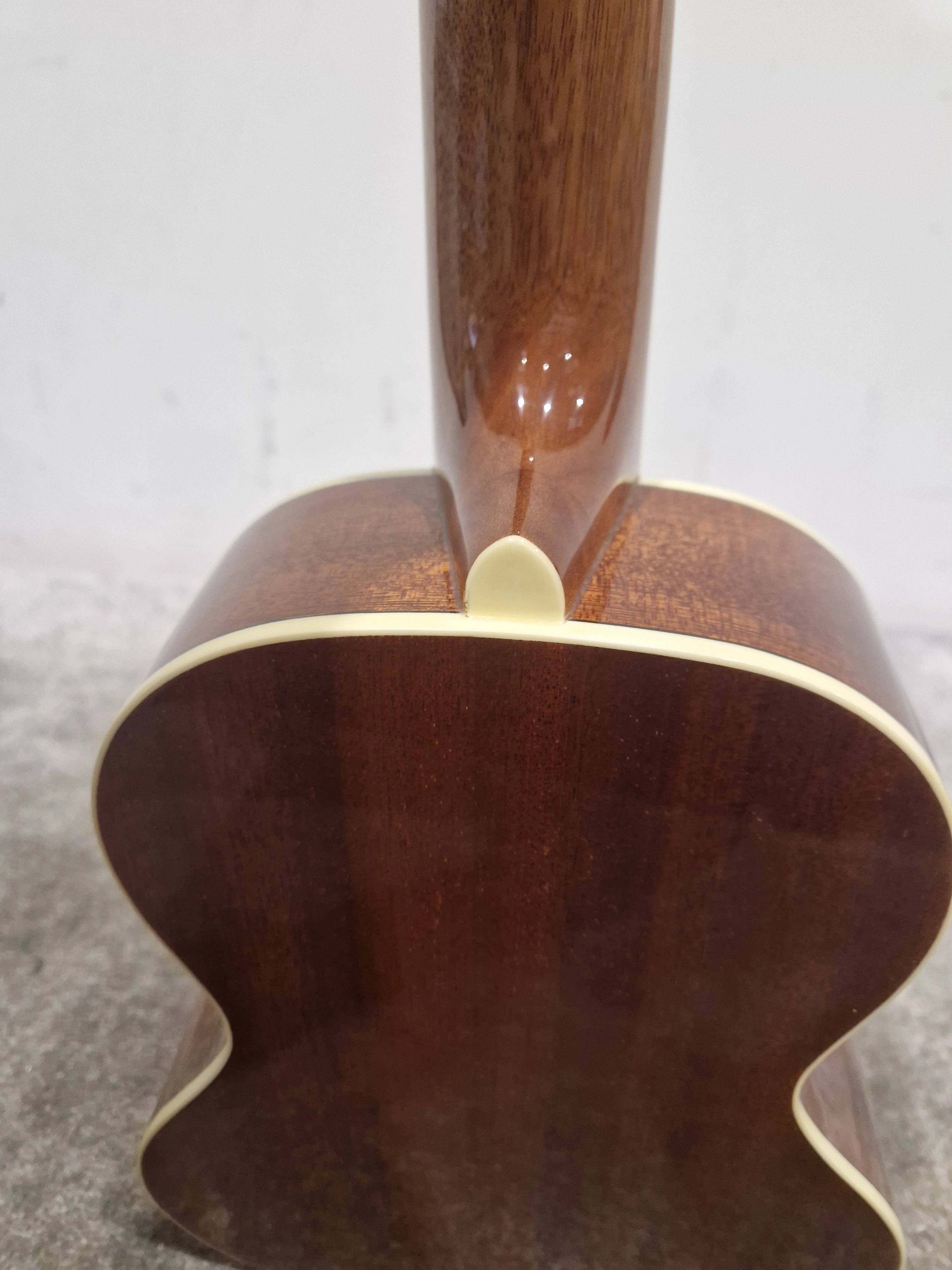 Kala KA-48 - Ukulele - Wood Finish - Excellent w/ Soft Case - Image 15