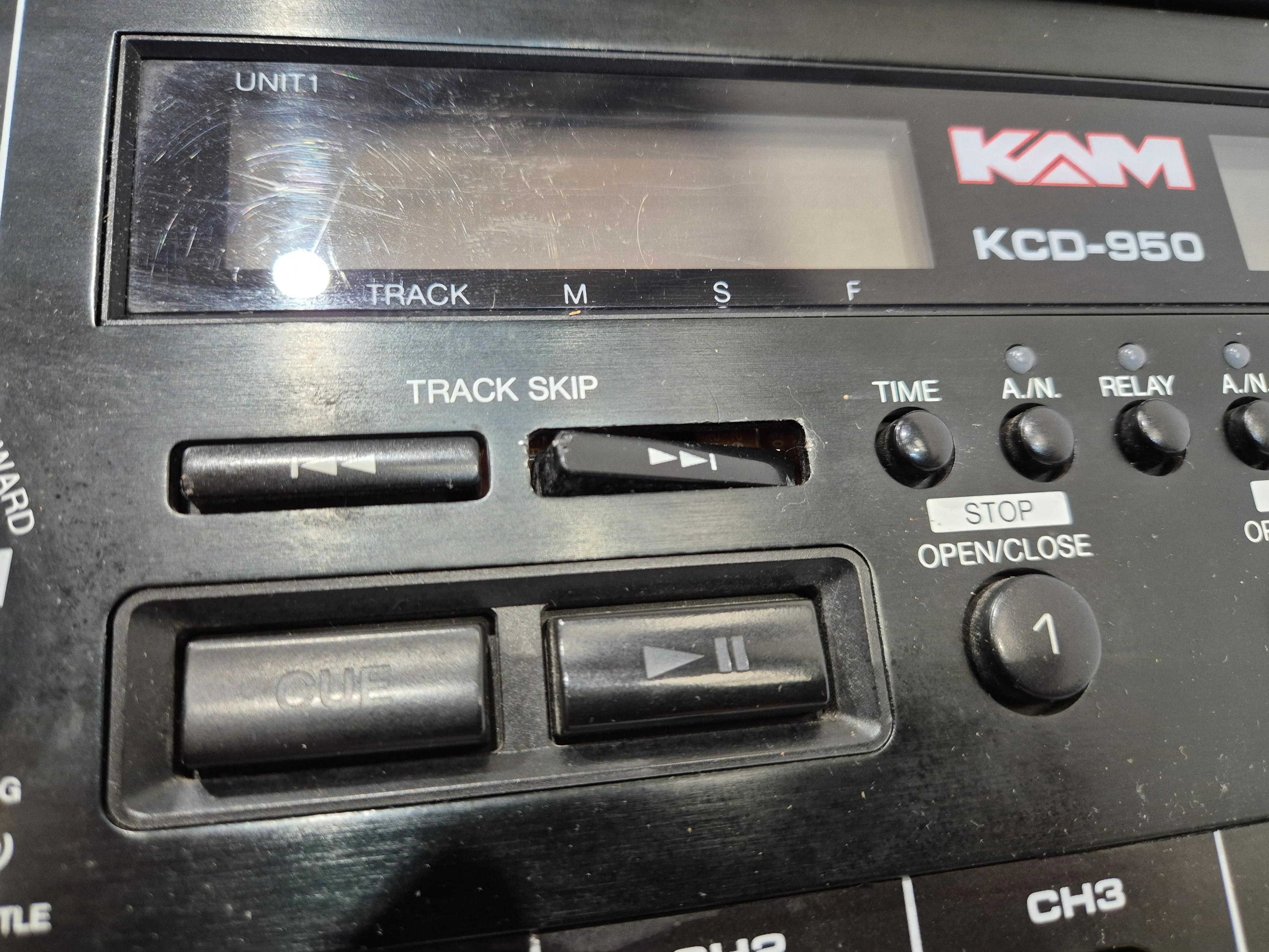 KAM KCD 950 DJ Player - Dual CD Player w/ Wooden Case - Image 15