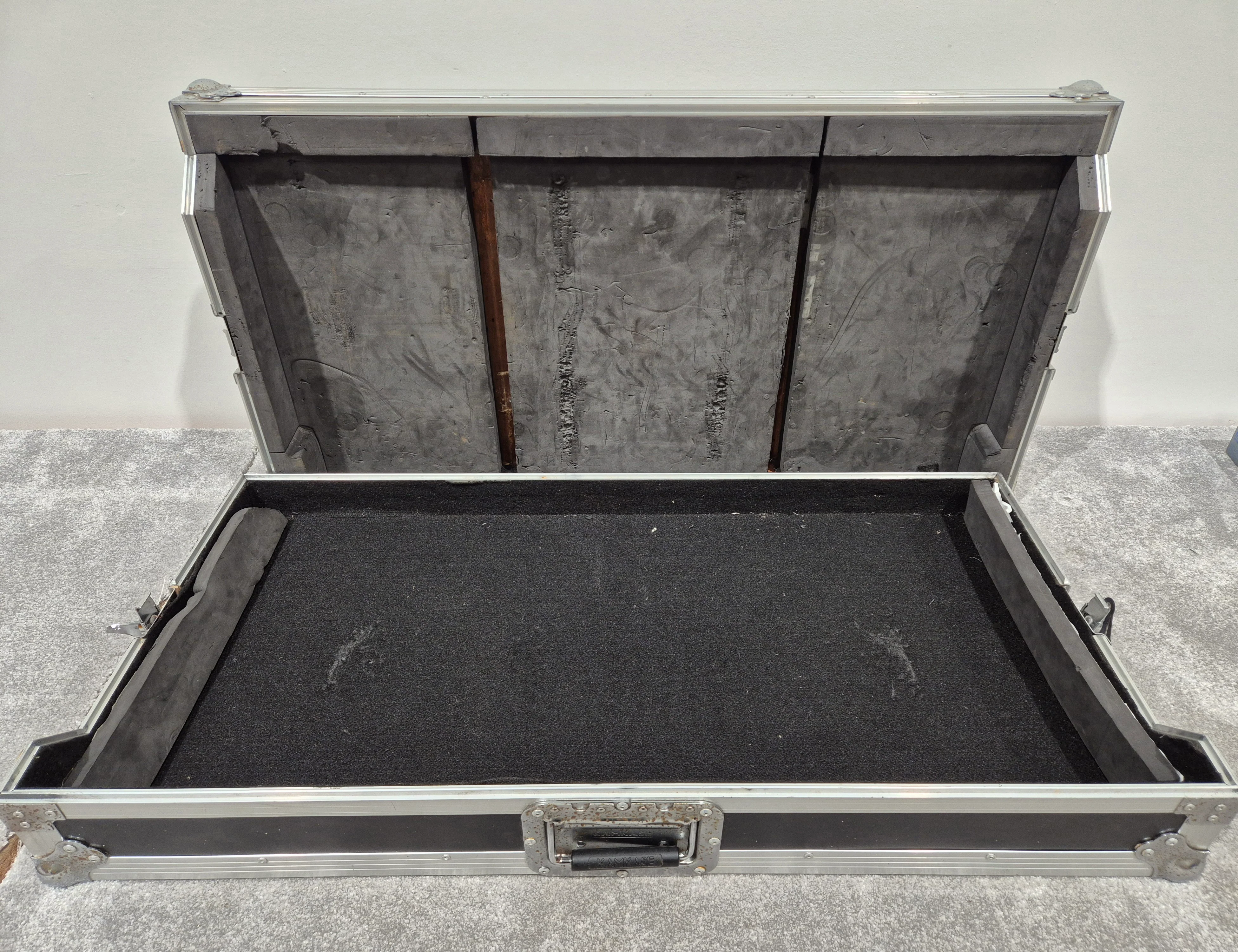 Kamkase Flight Case - Designed for DJ Equipment - Image 2