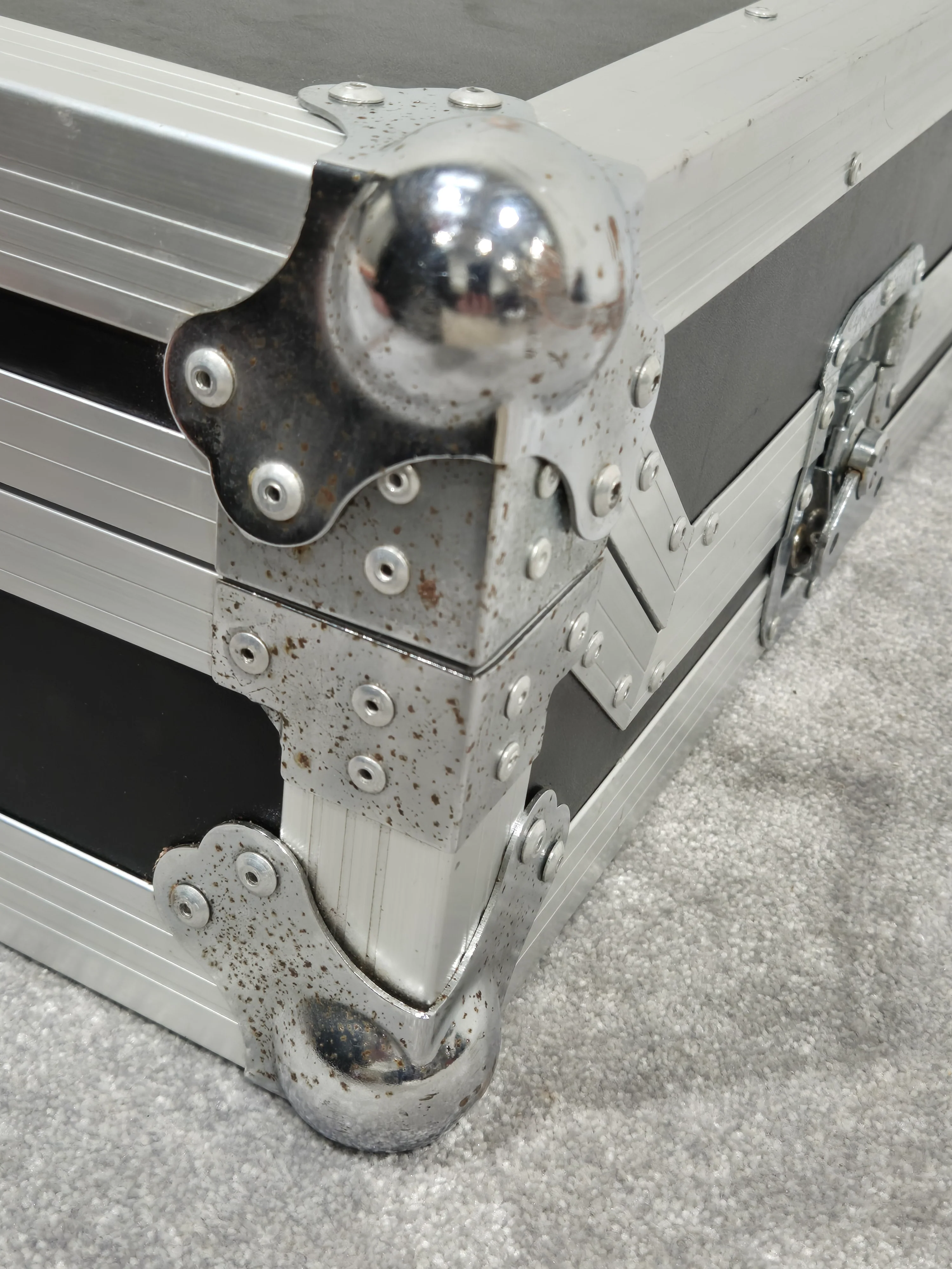 Kamkase Flight Case - Designed for DJ Equipment - Image 4