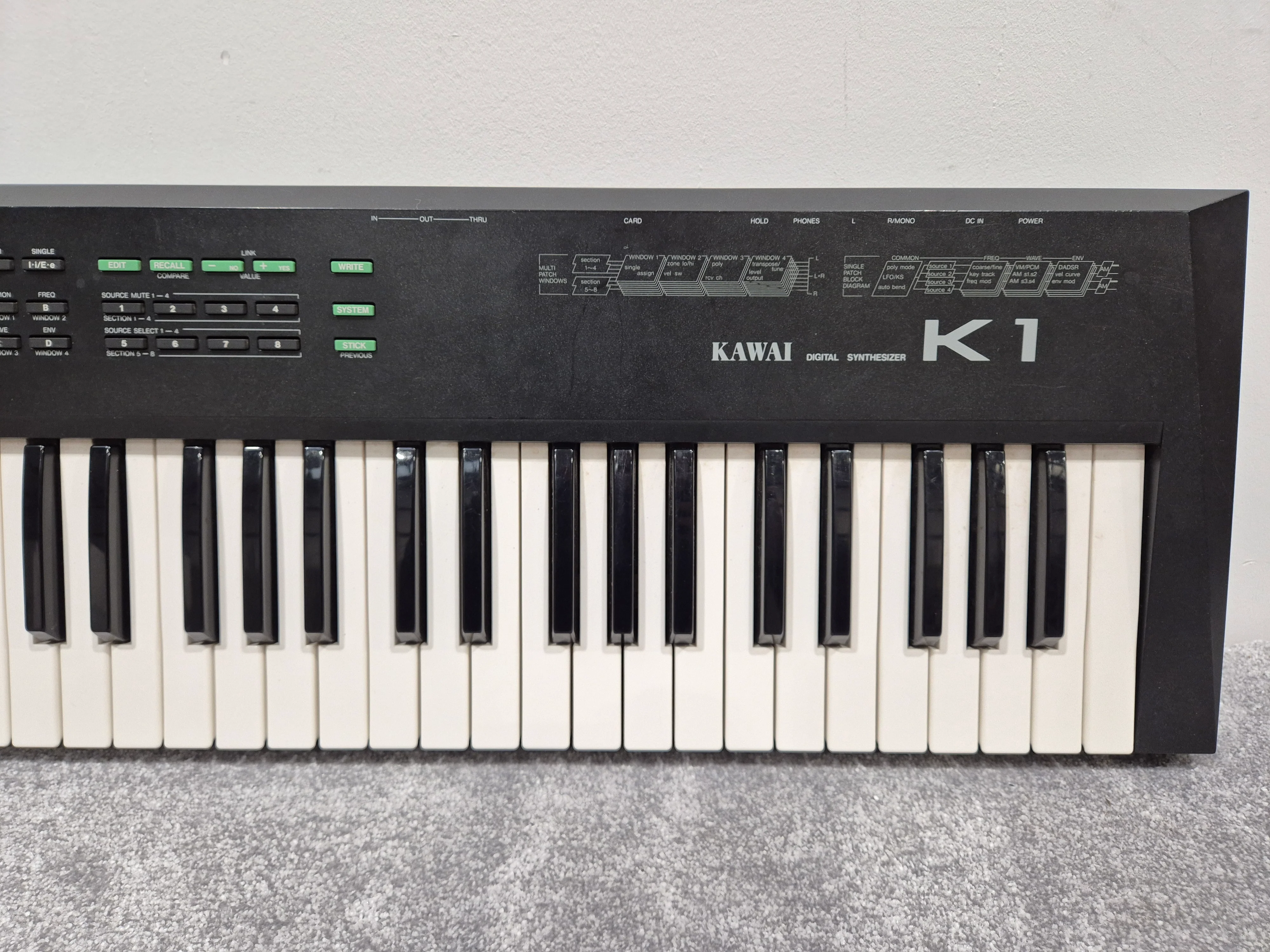 Kawai K1 Digital Keyboard - 61 Keys, Advanced FM Synthesis - Excellent w/ Hard Case - Image 3