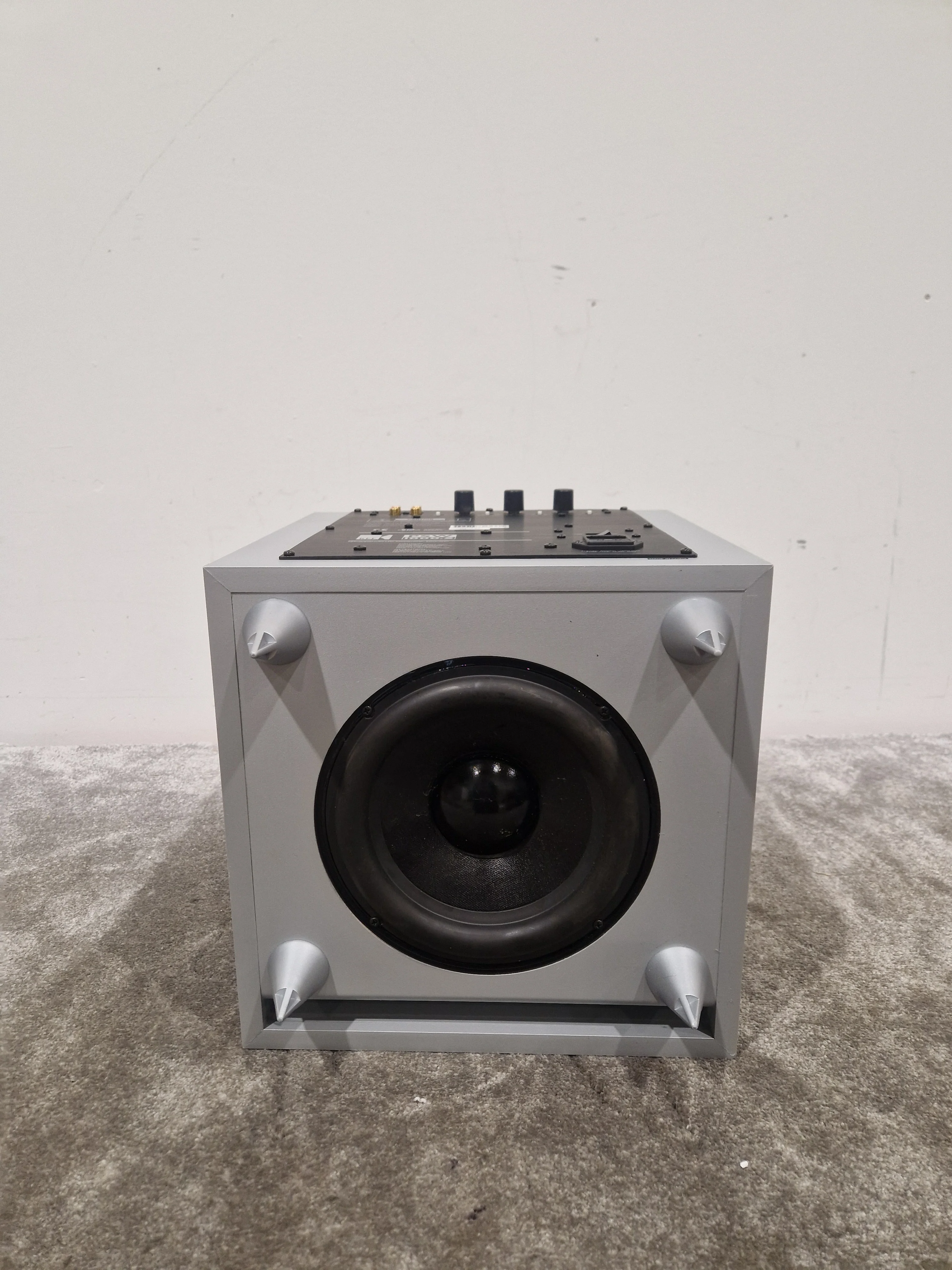 KEF E305 Subwoofer SIlver Subwoofer - Spares or Repair - Image 11