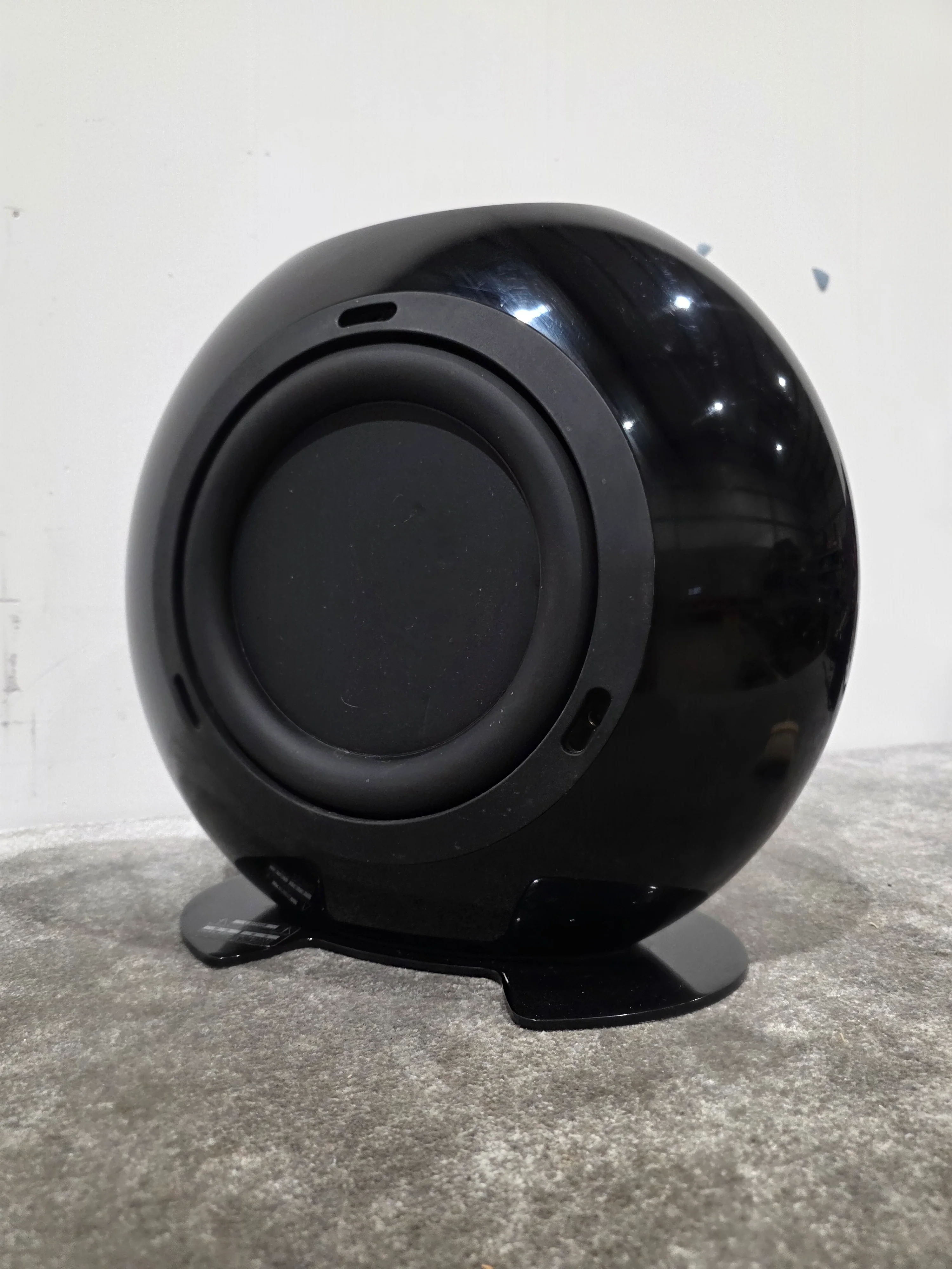 KEF Home Theatre 3000 Series Speaker System - 5.1 Surround Sound - Very Good w/ Speaker Stands - Image 9