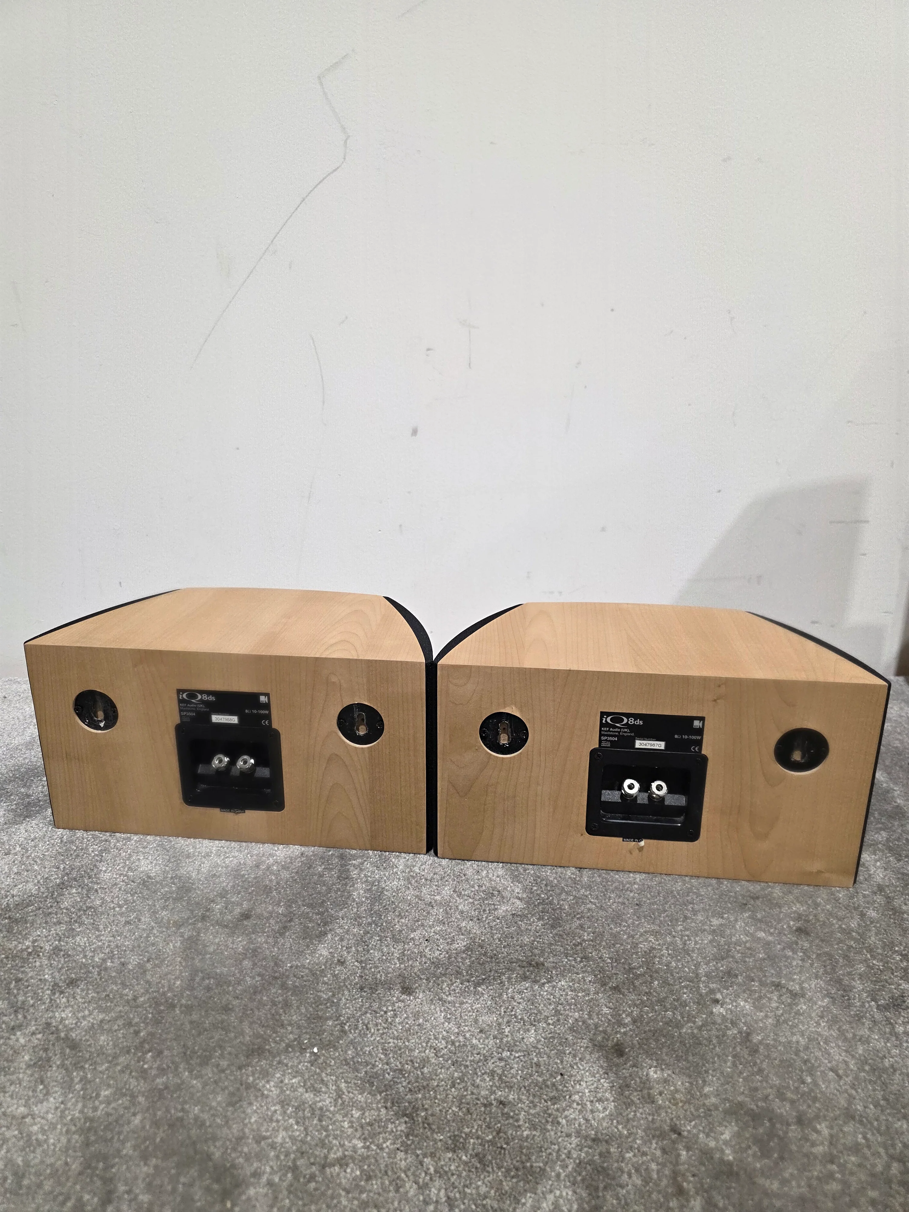 KEF iQ8ds - Pair of Speakers - Light Wood/Maple - Excellent w/ Original Box - Image 3