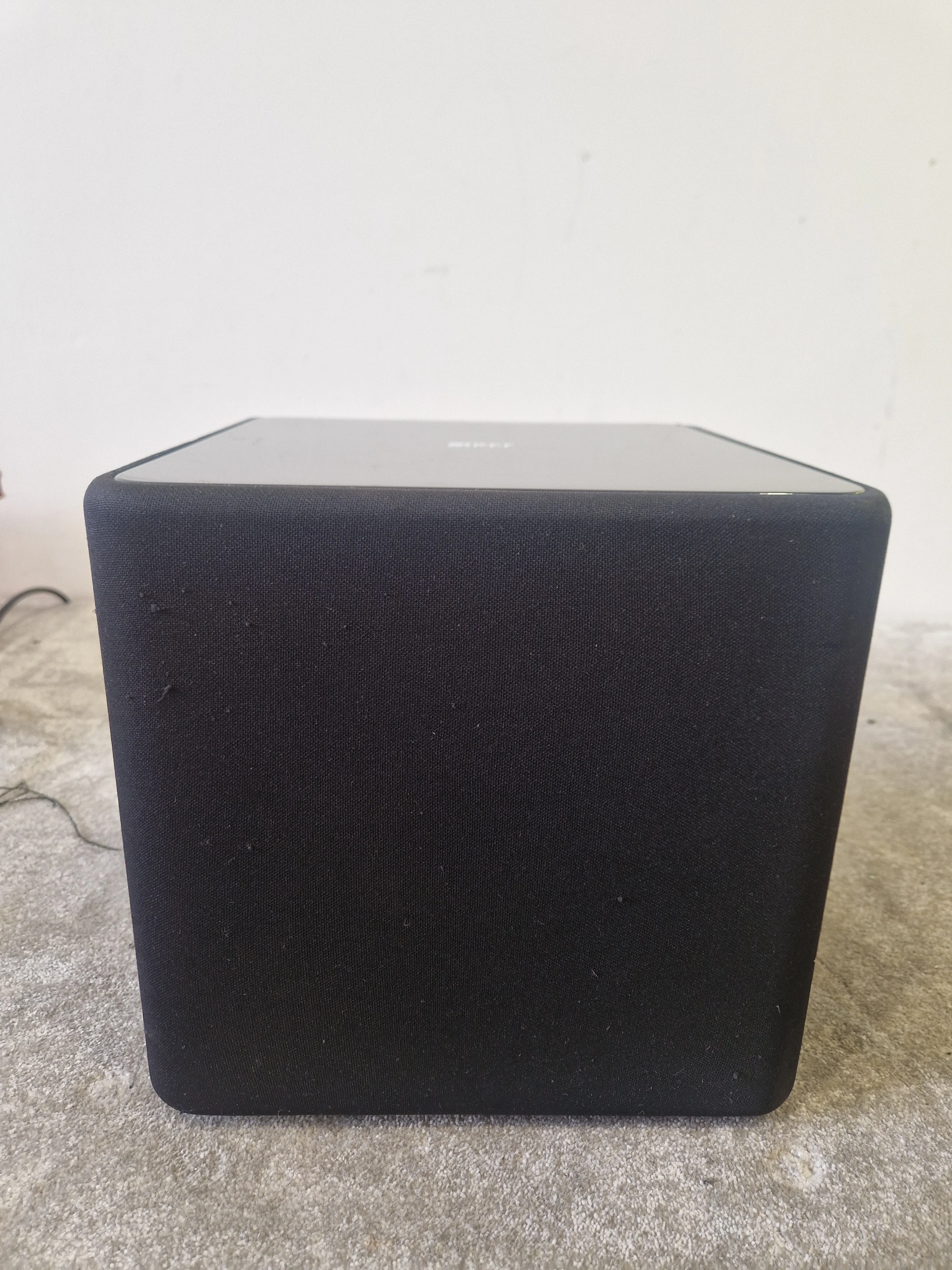 KEF Kube 1 – Active 8" Subwoofer – 200W Class-D – Very Good - Image 9
