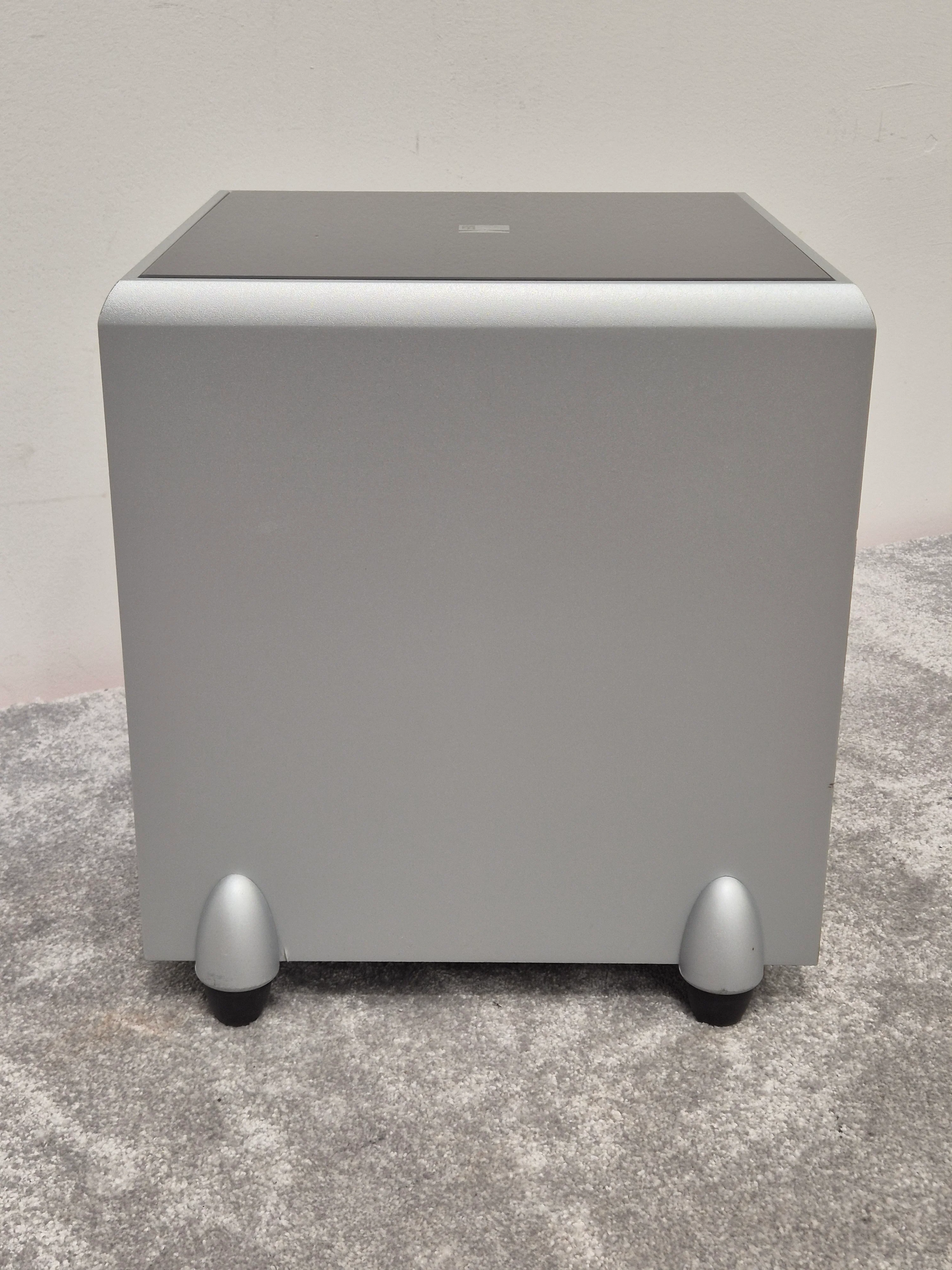KEF PSW2010 - 10-inch Powered Subwoofer - Excellent - Image 11