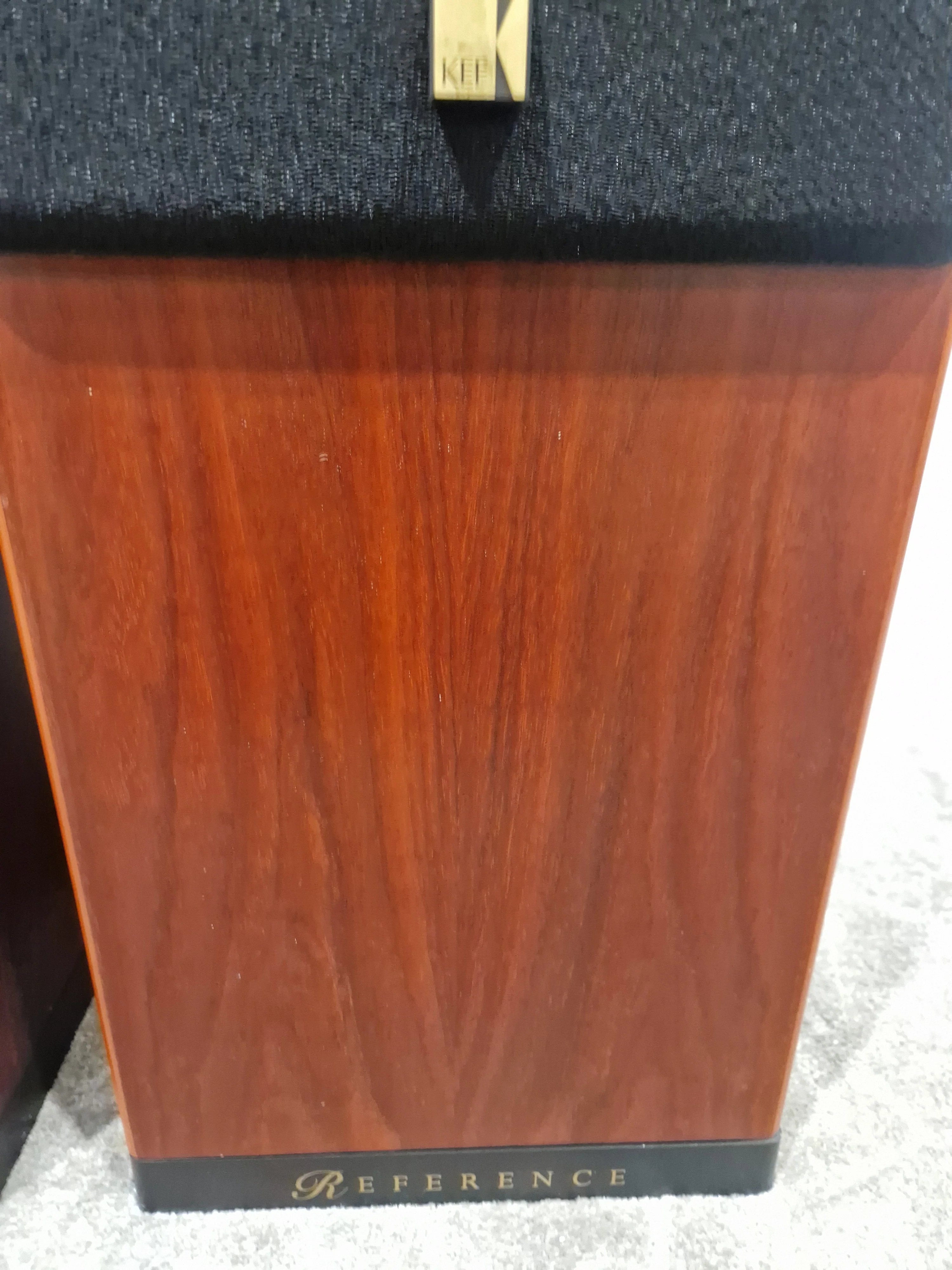 Pair of KEF Reference Series Model One ~ Two High-Fidelity Speakers, Uni-Q Driver Array - Excellent w/ Feet for speaker - Image 4