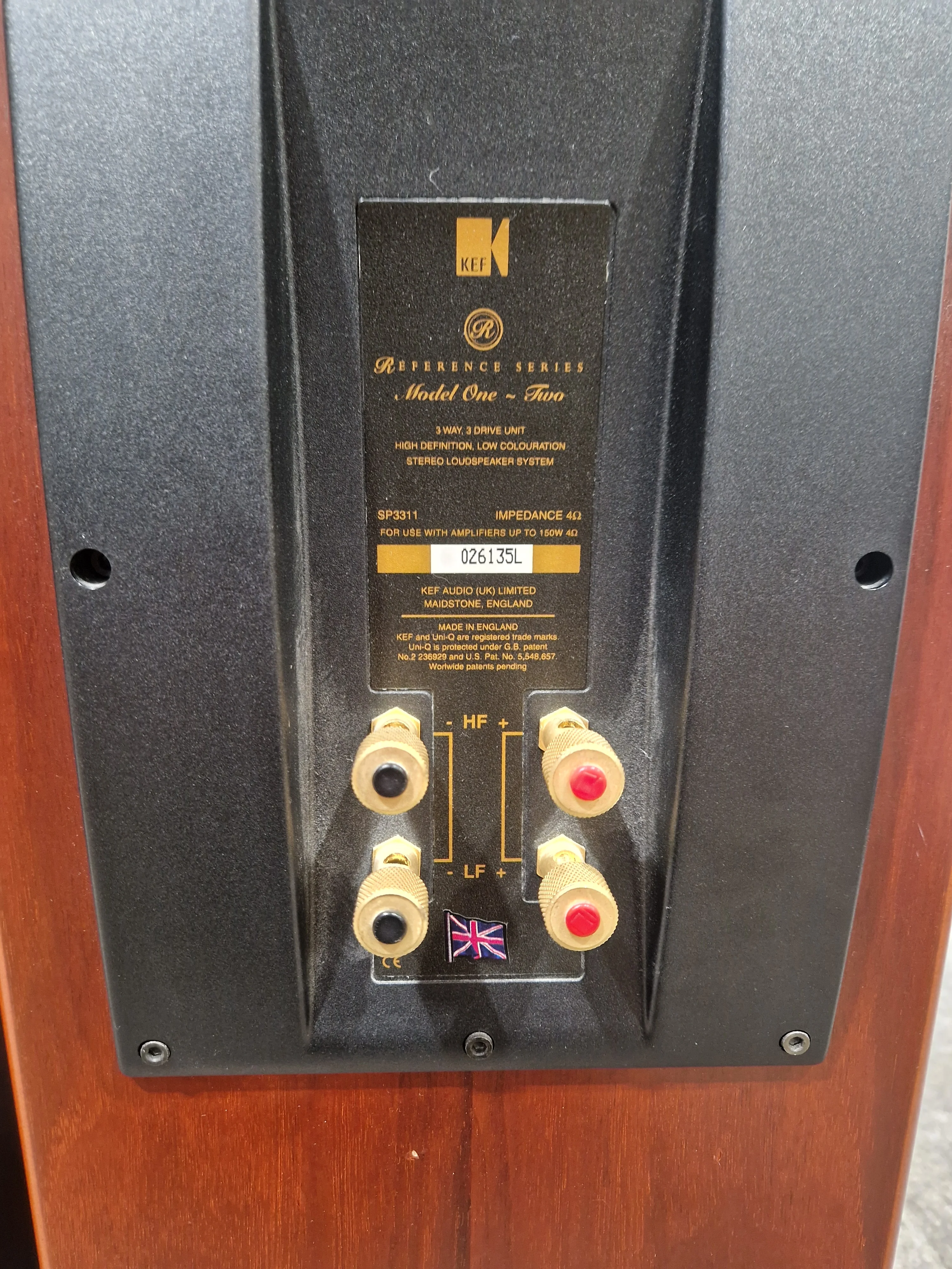 Pair of KEF Reference Series Model One ~ Two High-Fidelity Speakers, Uni-Q Driver Array - Excellent w/ Feet for speaker - Image 6