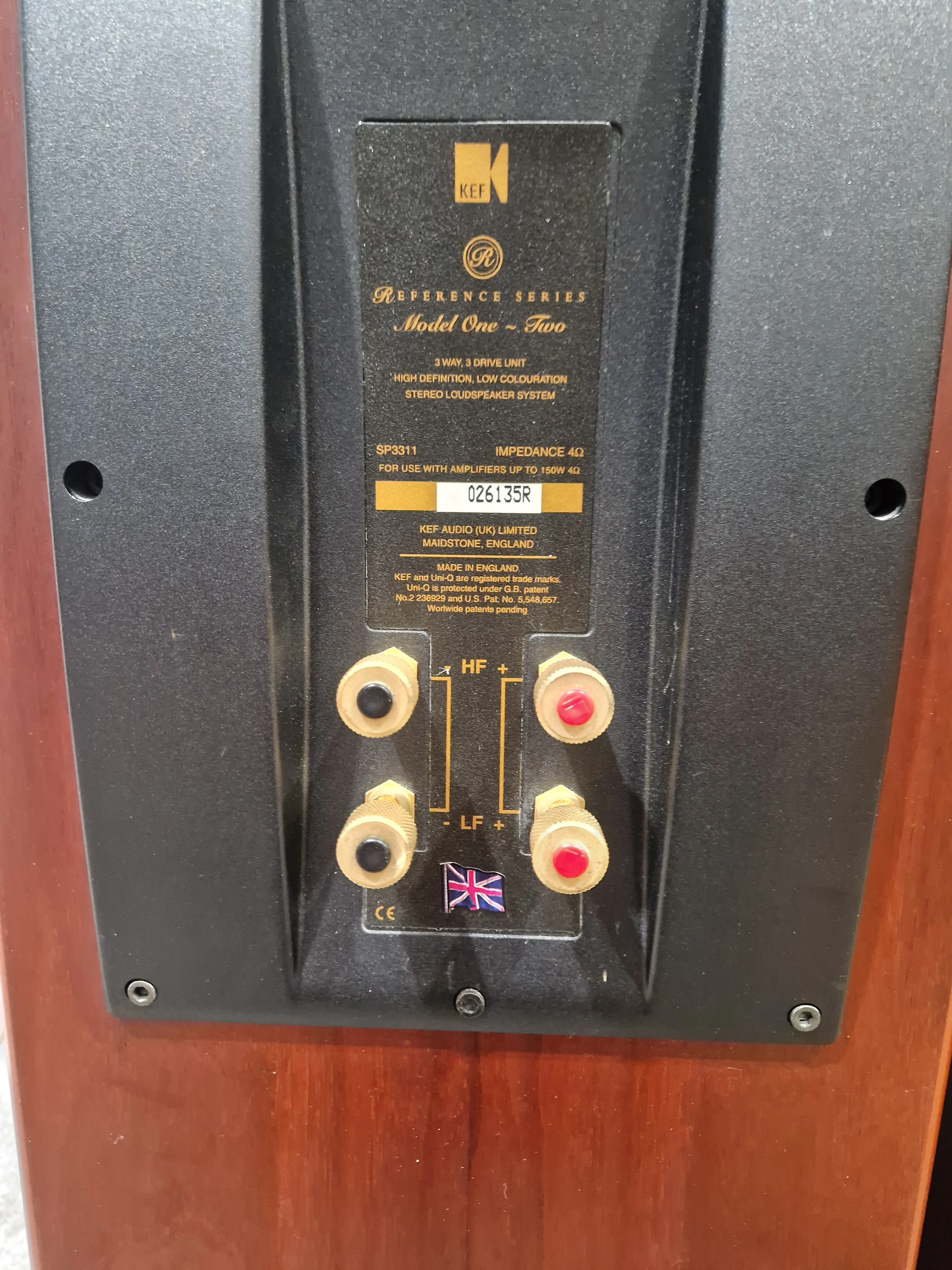 Pair of KEF Reference Series Model One ~ Two High-Fidelity Speakers, Uni-Q Driver Array - Excellent w/ Feet for speaker - Image 9