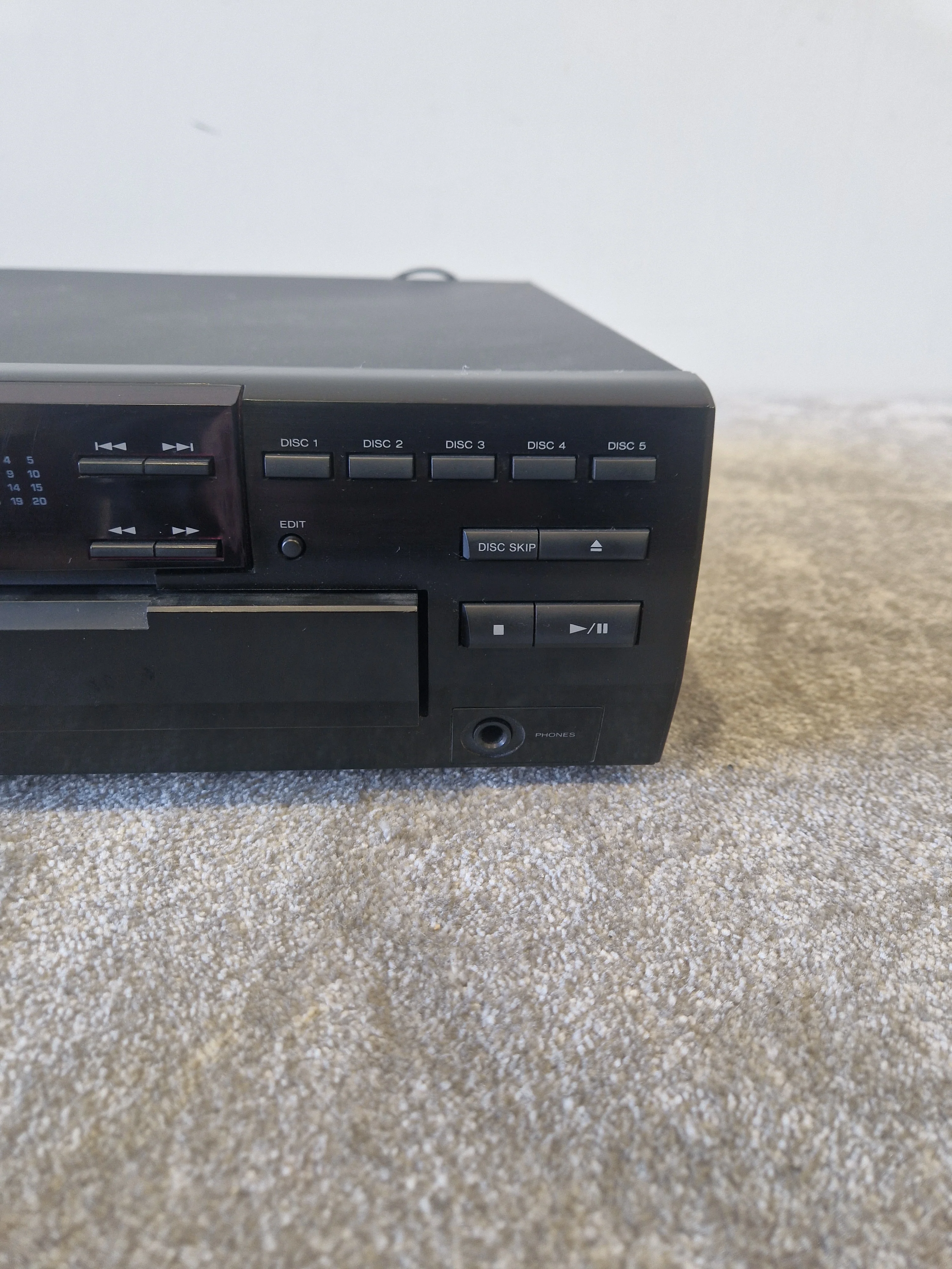 Kenwood DPF-4010 CD Player (Spares or Repairs) - Image 3