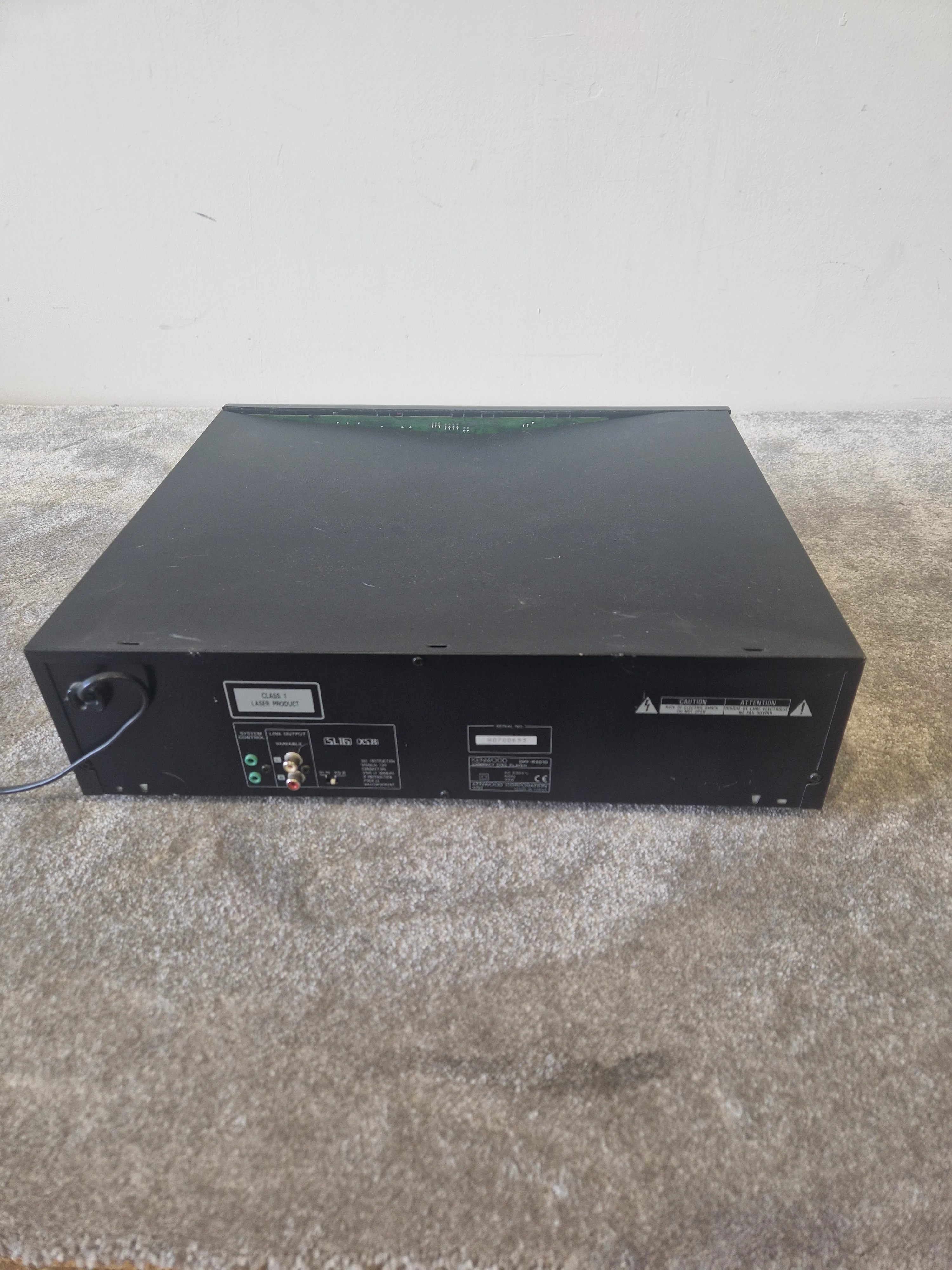 Kenwood DPF-4010 CD Player (Spares or Repairs) - Image 5