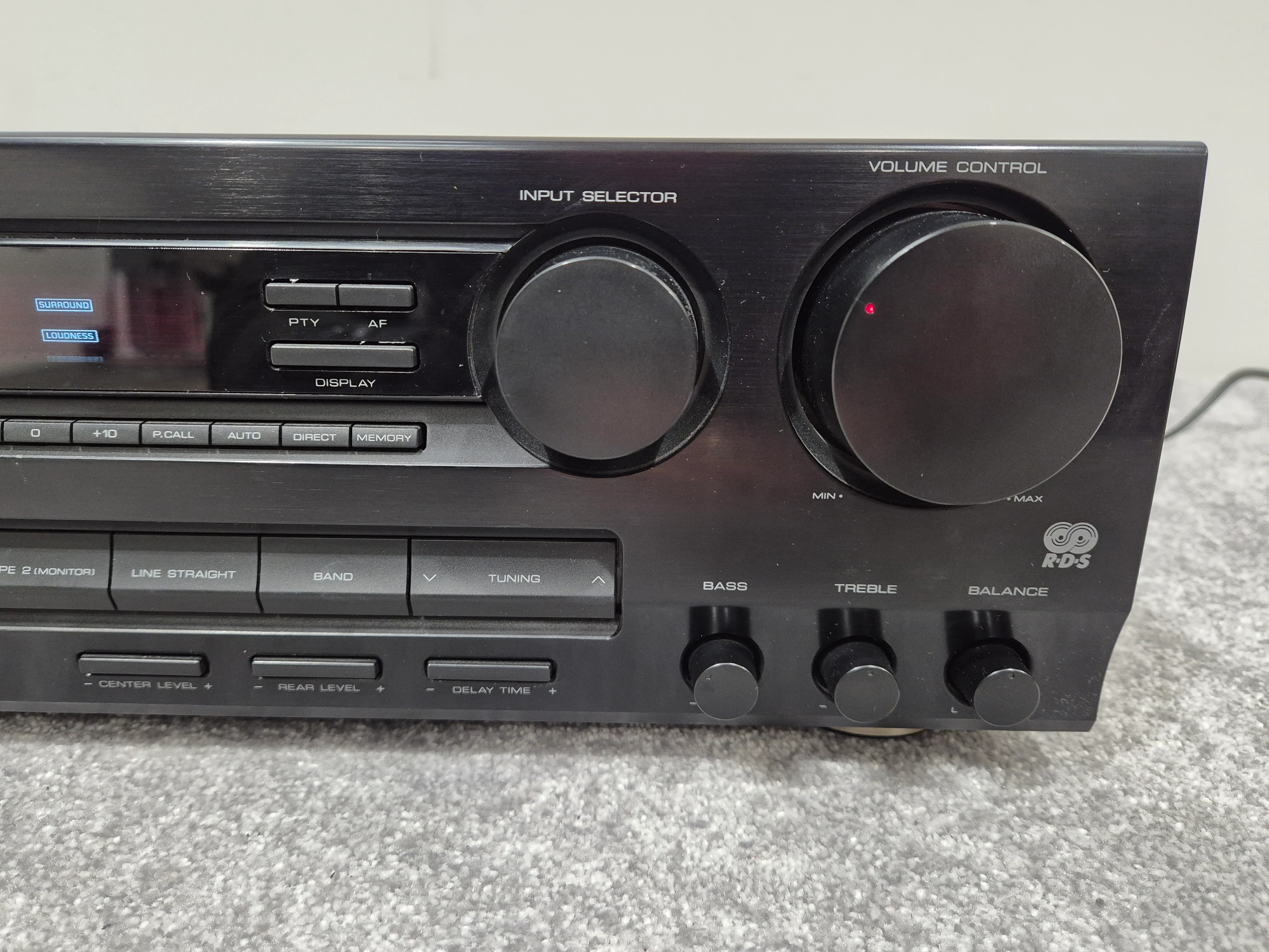 KENWOOD KR-V5570 - Audio-Video Stereo Receiver - Image 2