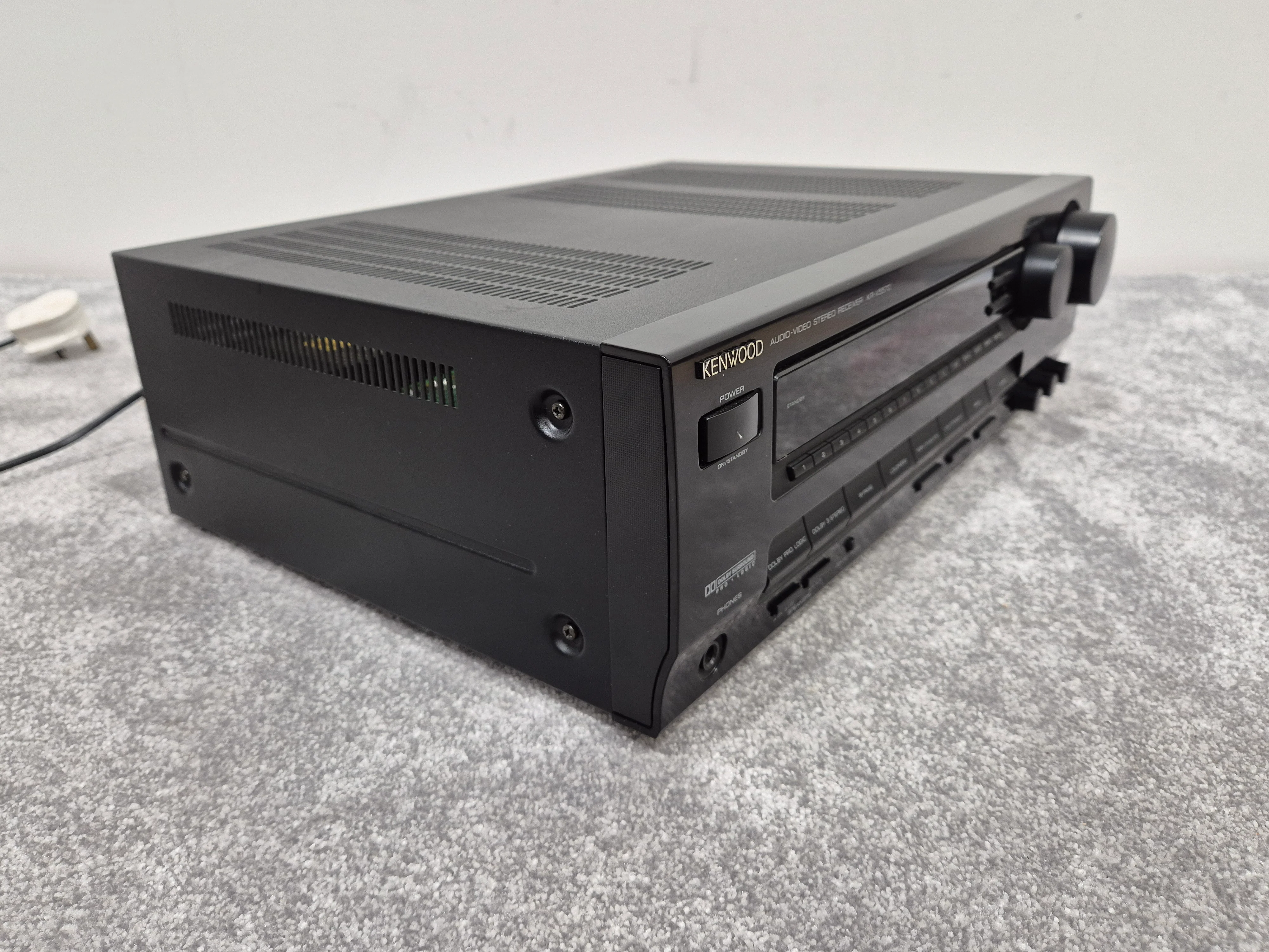KENWOOD KR-V5570 - Audio-Video Stereo Receiver - Image 5