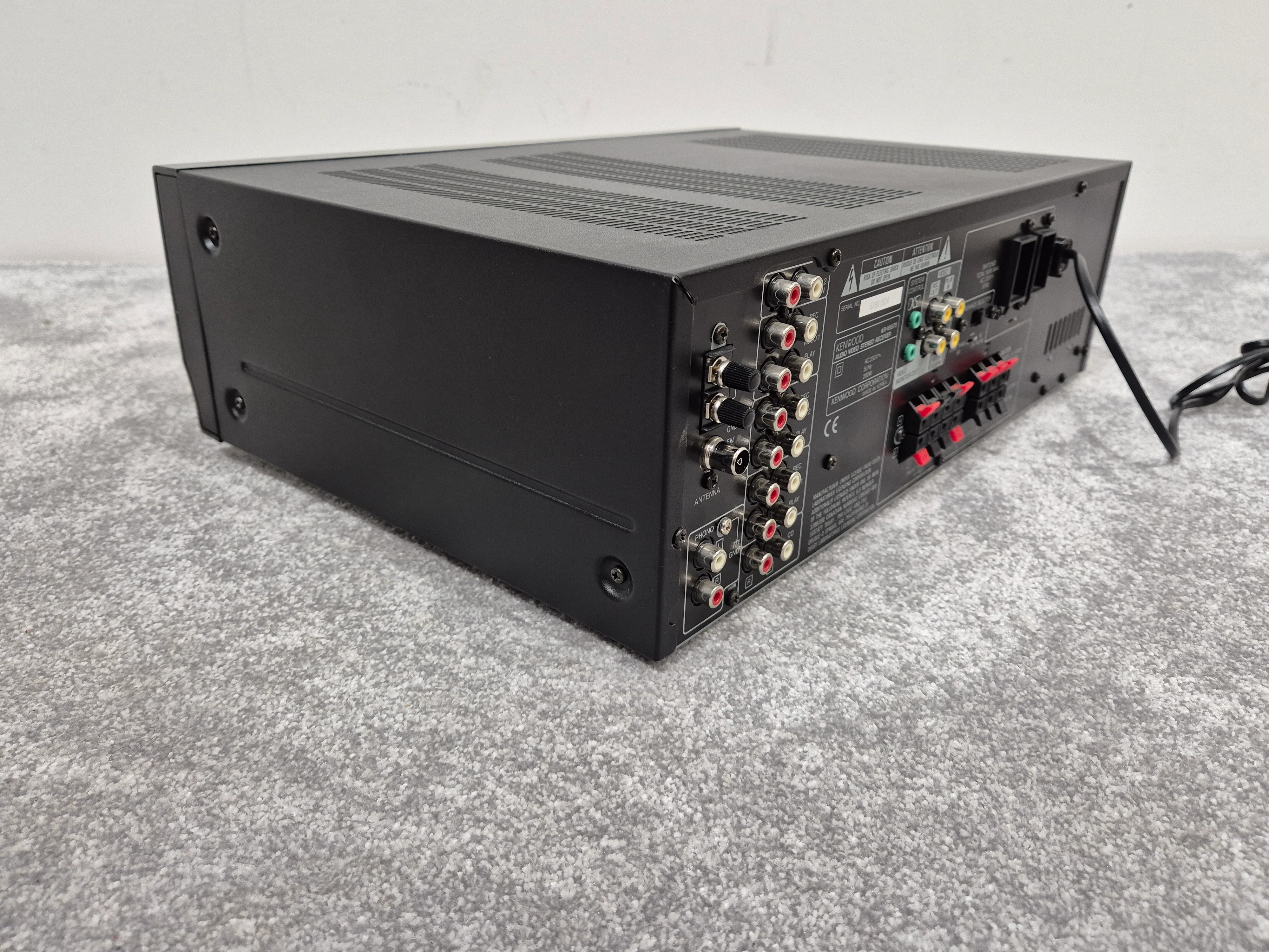KENWOOD KR-V5570 - Audio-Video Stereo Receiver - Image 8