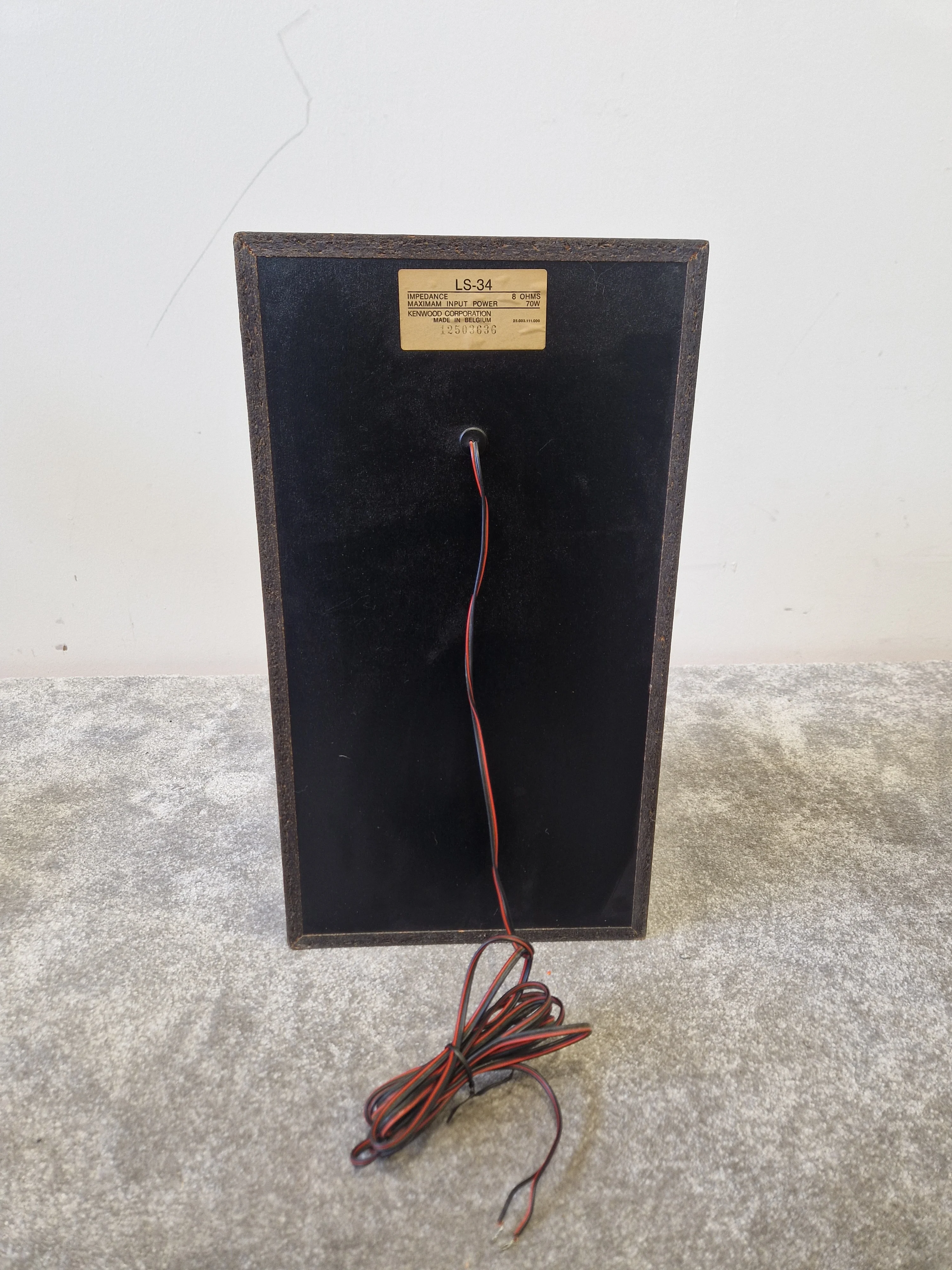 Kenwood LS-34 – Pair of Vintage Stereo Speakers – Very Good - Image 4