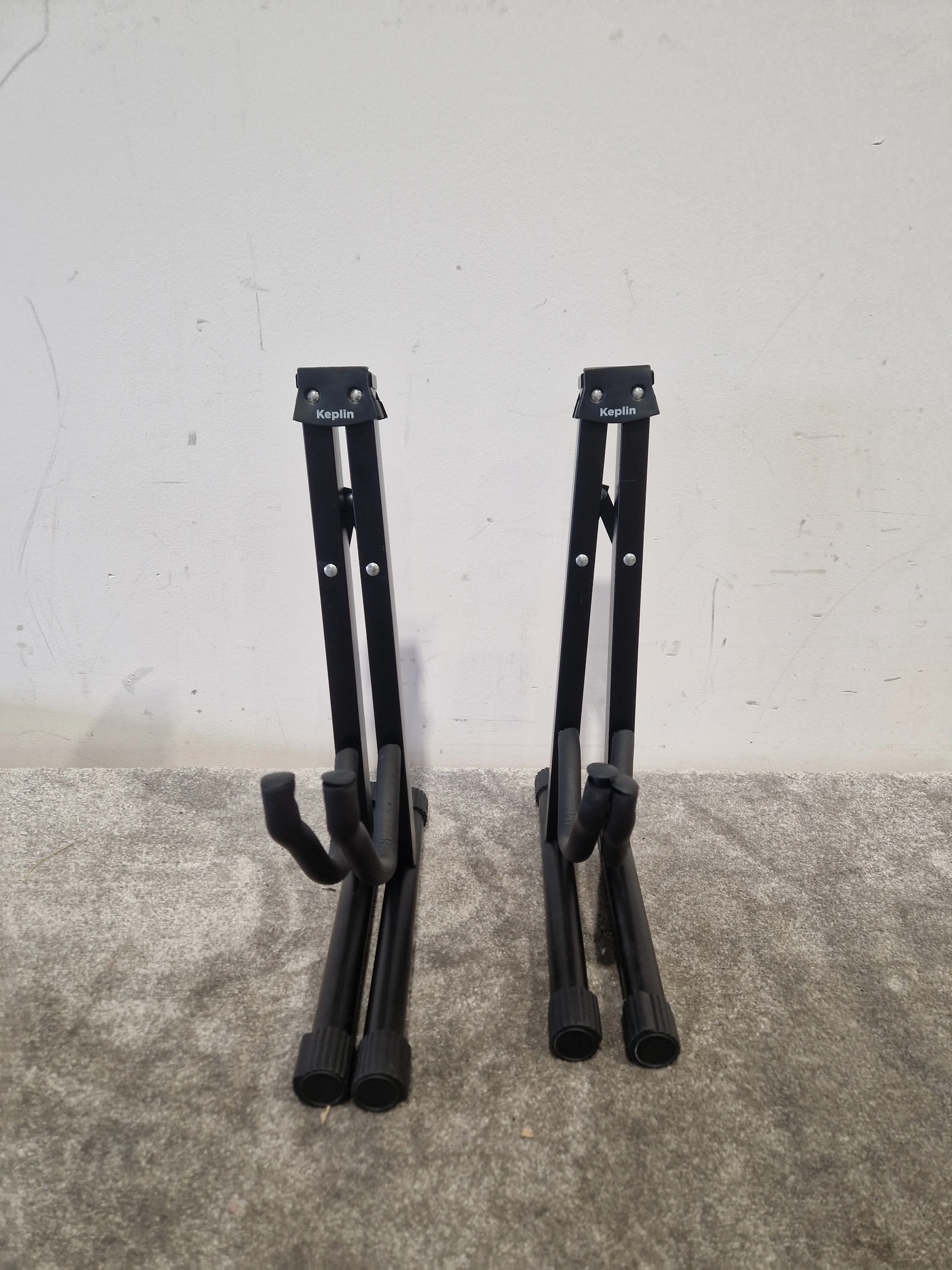 Keplin Guitar Stand Pair - Black – Guitar Stand - Good - Image 4
