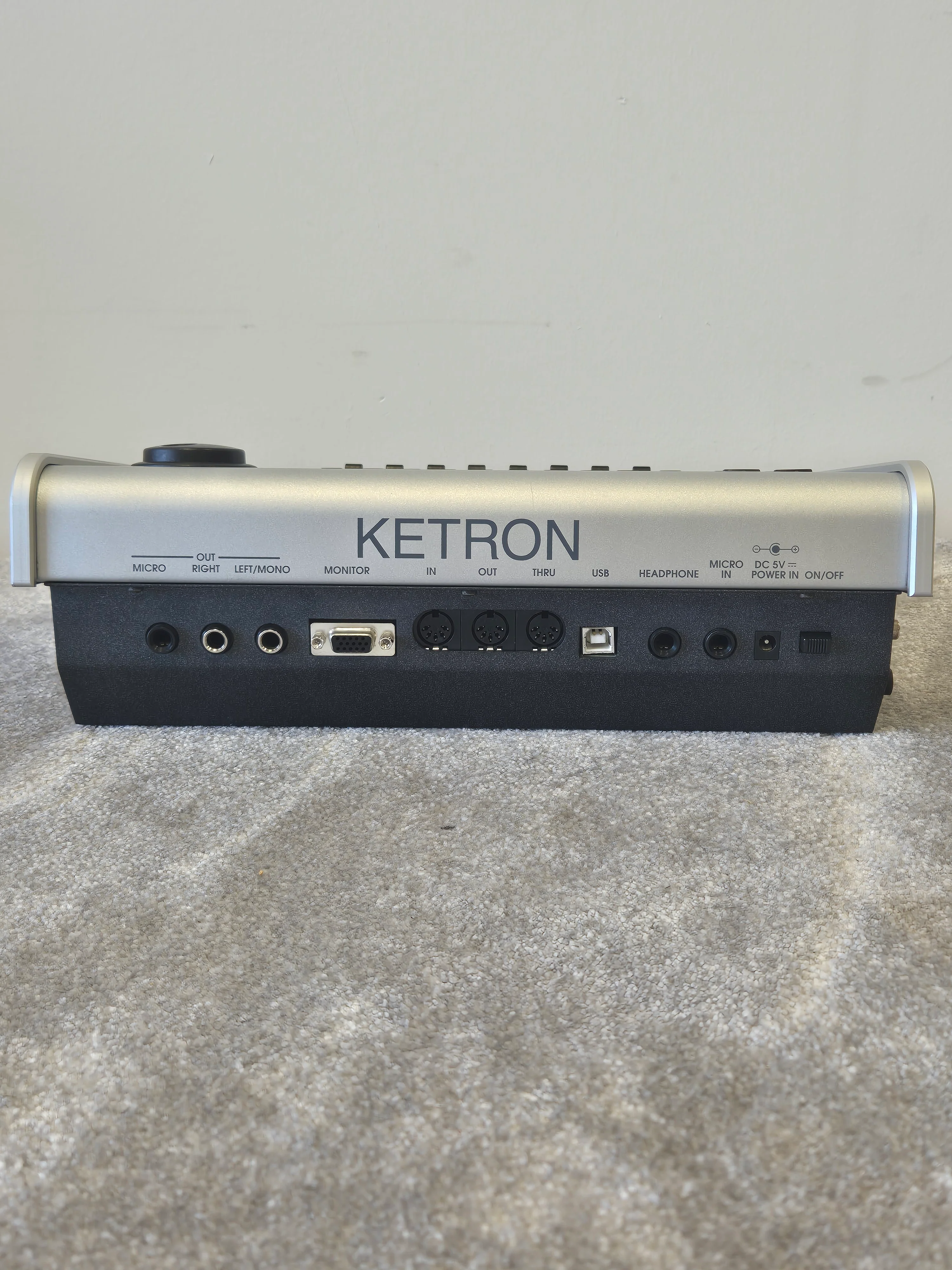 Ketron Midjay – Live Audio/MIDI Player Multimedia Module – Excellent w/ Soft Bag, Power Cable, USB Cable & Manual - Image 8
