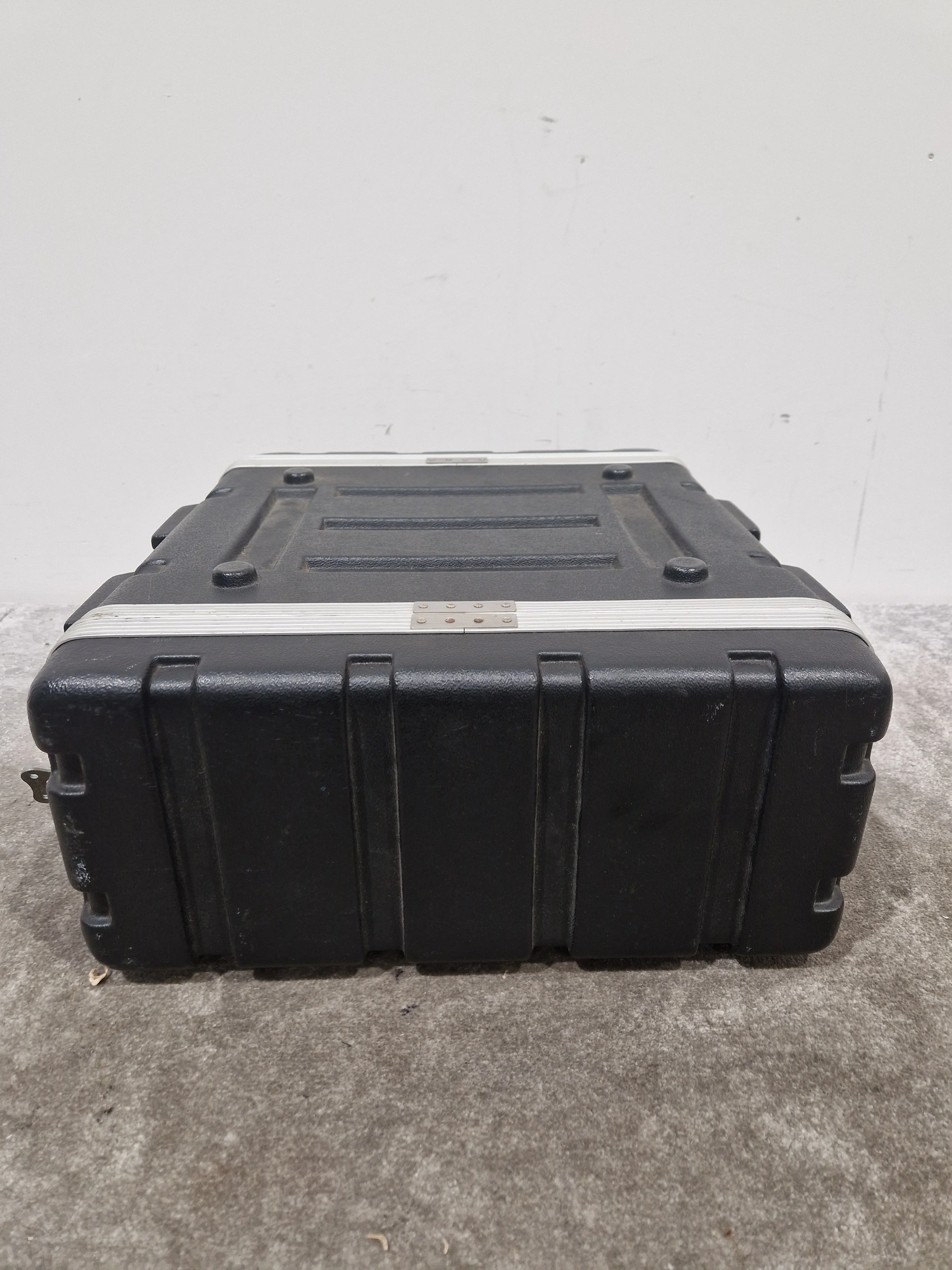 Kinsman Flight Case 20X20X50 - Durable Travel Protection - Good - Image 7
