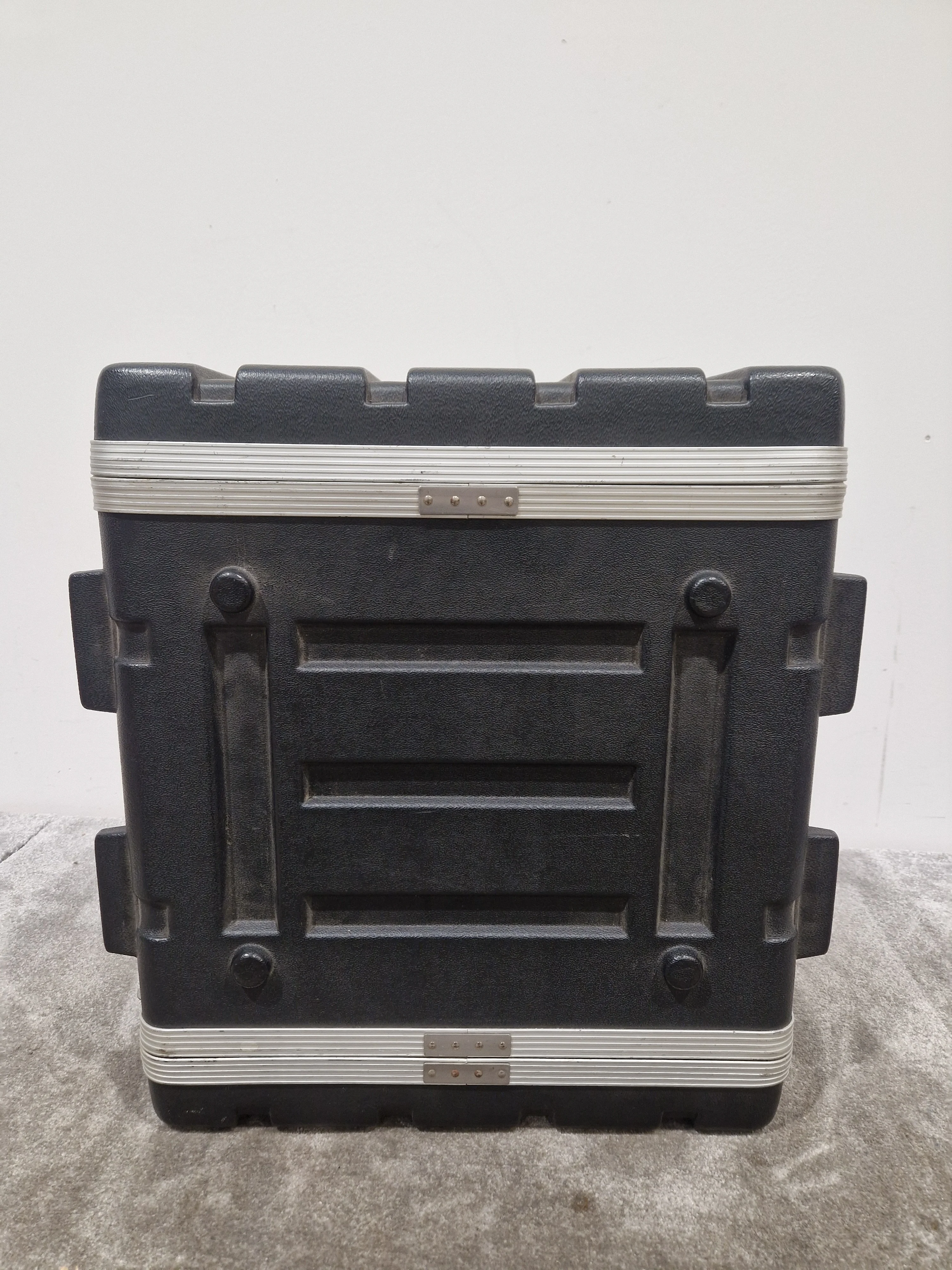 Kinsman Flight Case 20X20X50 - Durable Travel Protection - Good - Image 8