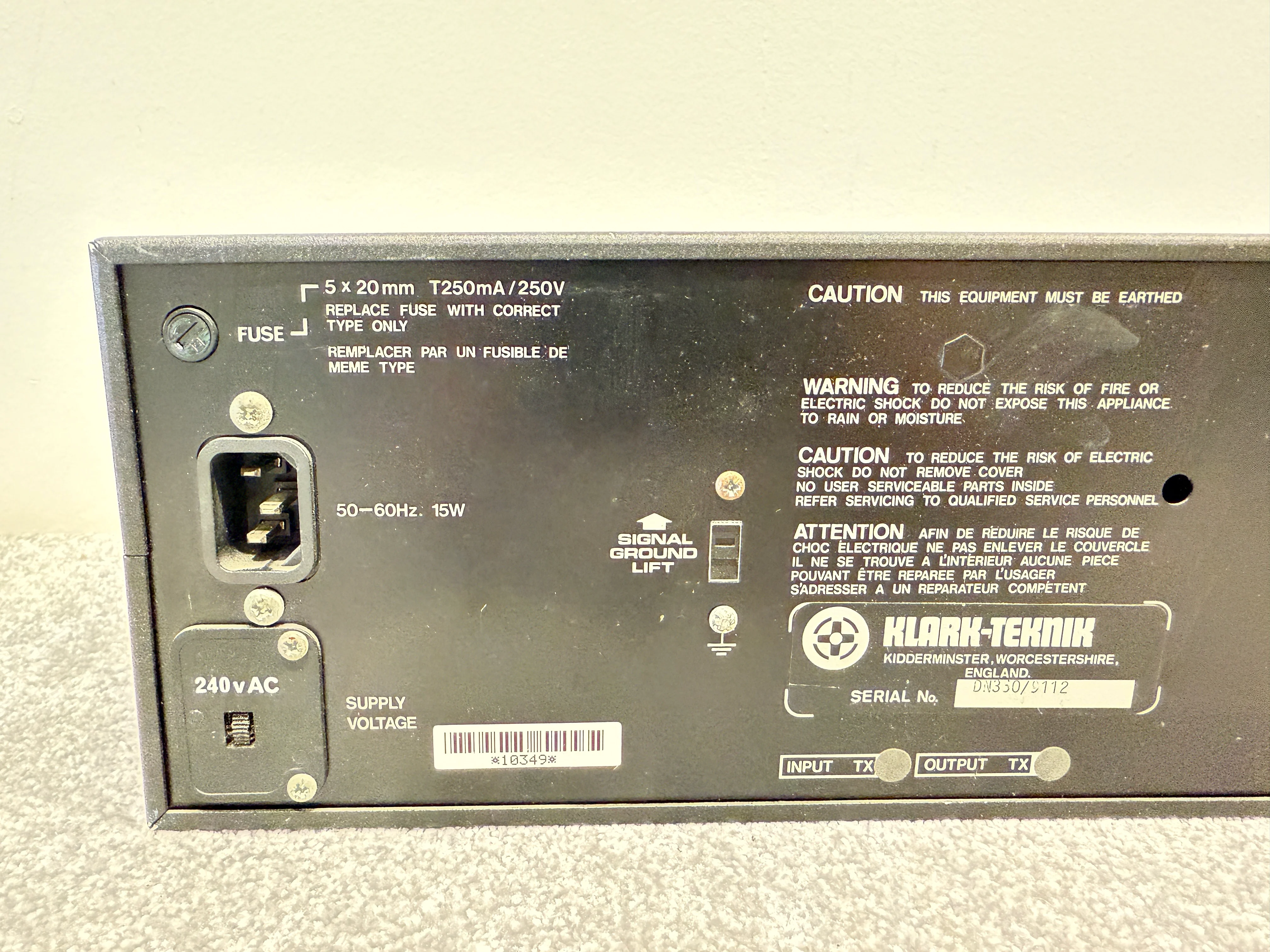 Klark Teknik DN360 30 Band Graphic Equaliser - Image 6