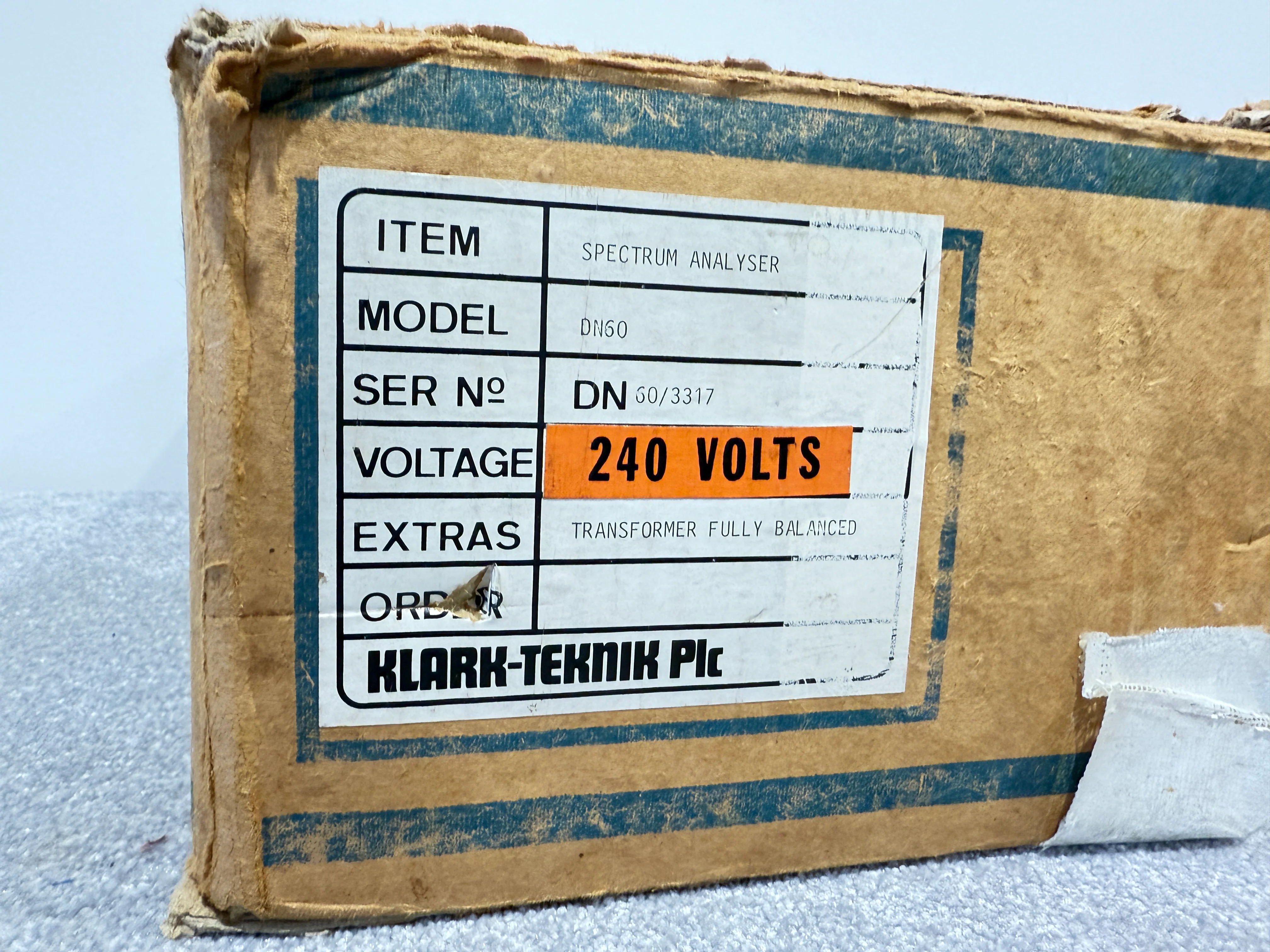 Klark-Teknik DN60 Real Time Spectrum Analyser - Image 2