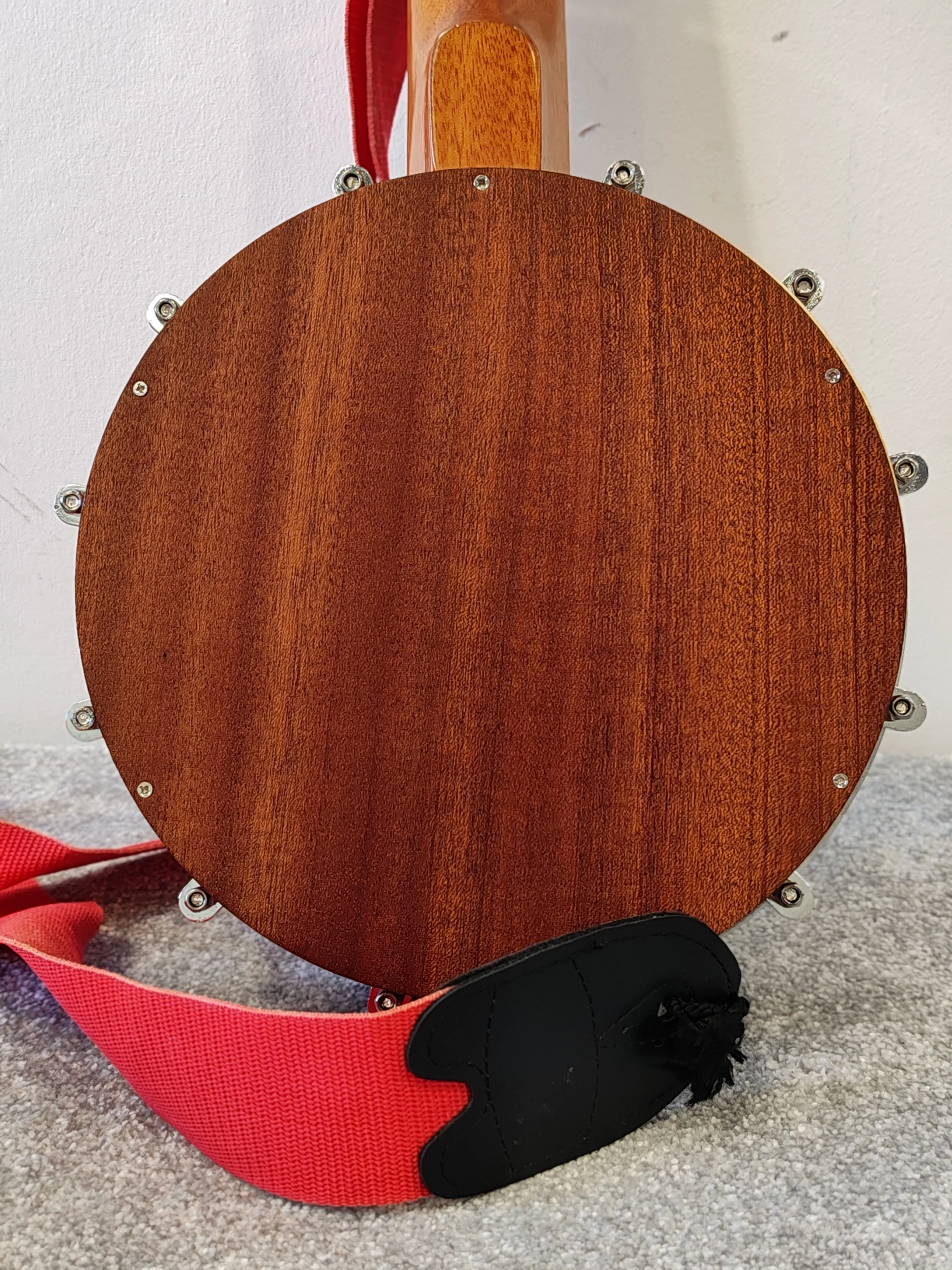 Kmise Ukulele Banjo – Very Good Condition | Polyester Drumhead, Closed Geared Tuners - Image 7