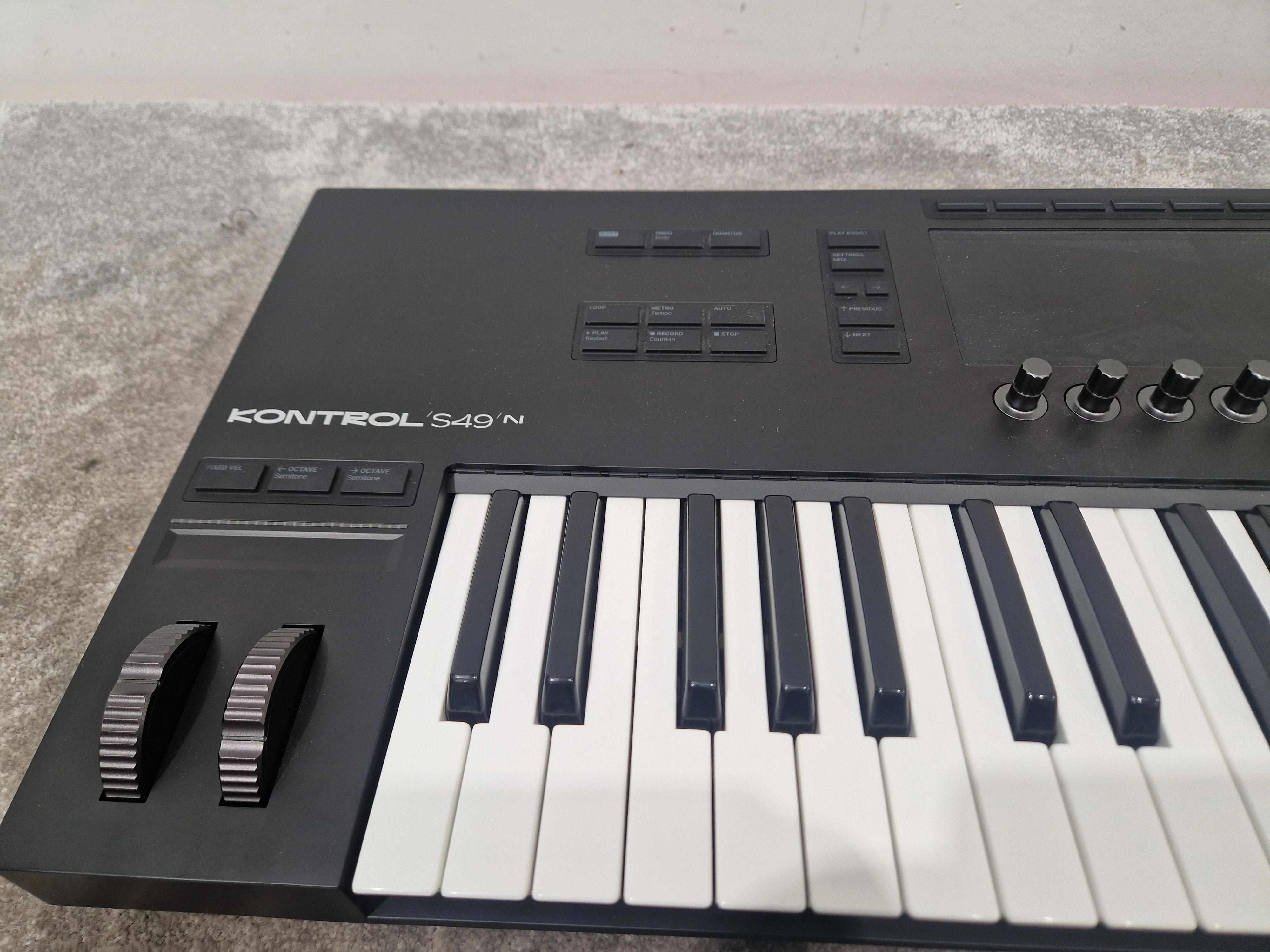 Kontrol S49 Mk3 - 49-Key MIDI Controller, USB Connectivity - Excellent w/ Original Box & Power Supply - Image 7