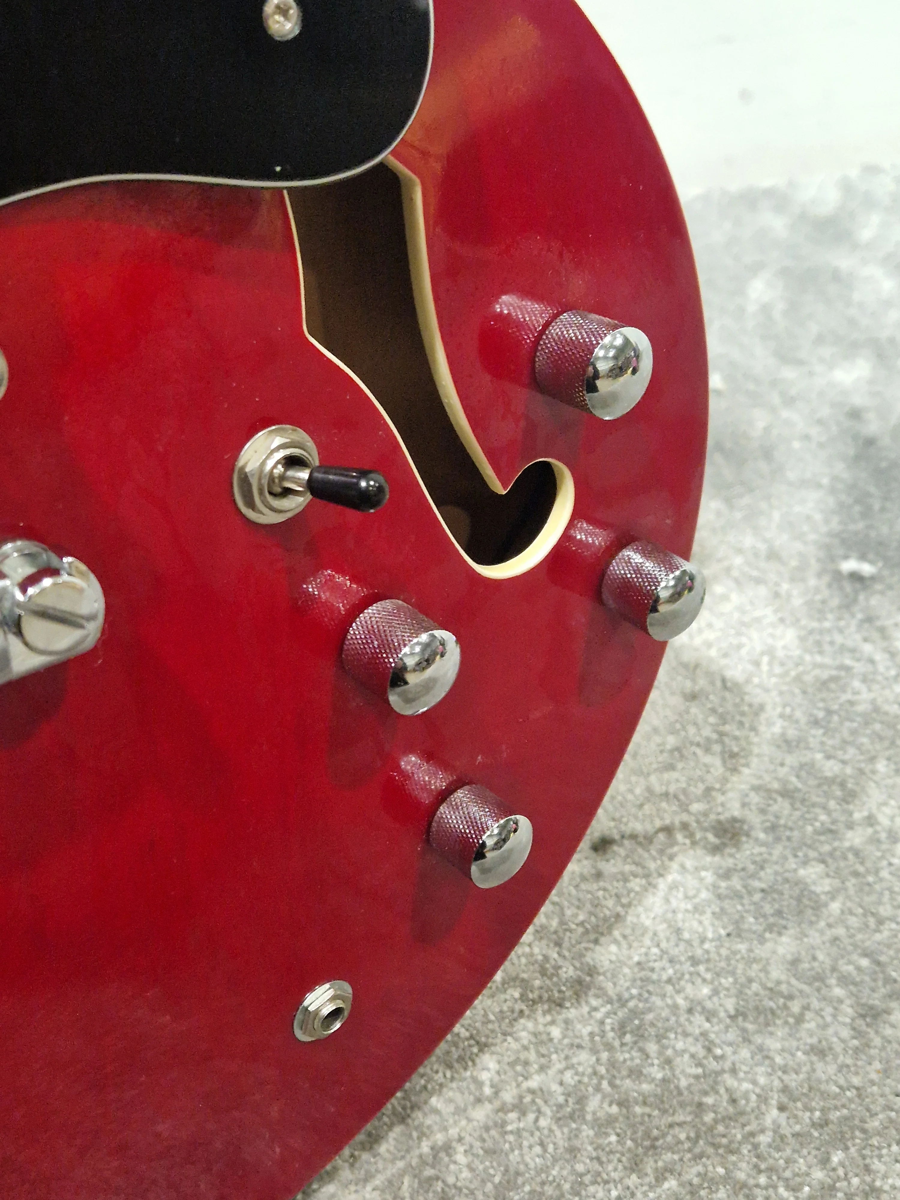 Indie Semi Acoustic 335 Electric Guitar Red - Made in Korea - Excellent w/ Hard Case - Image 2