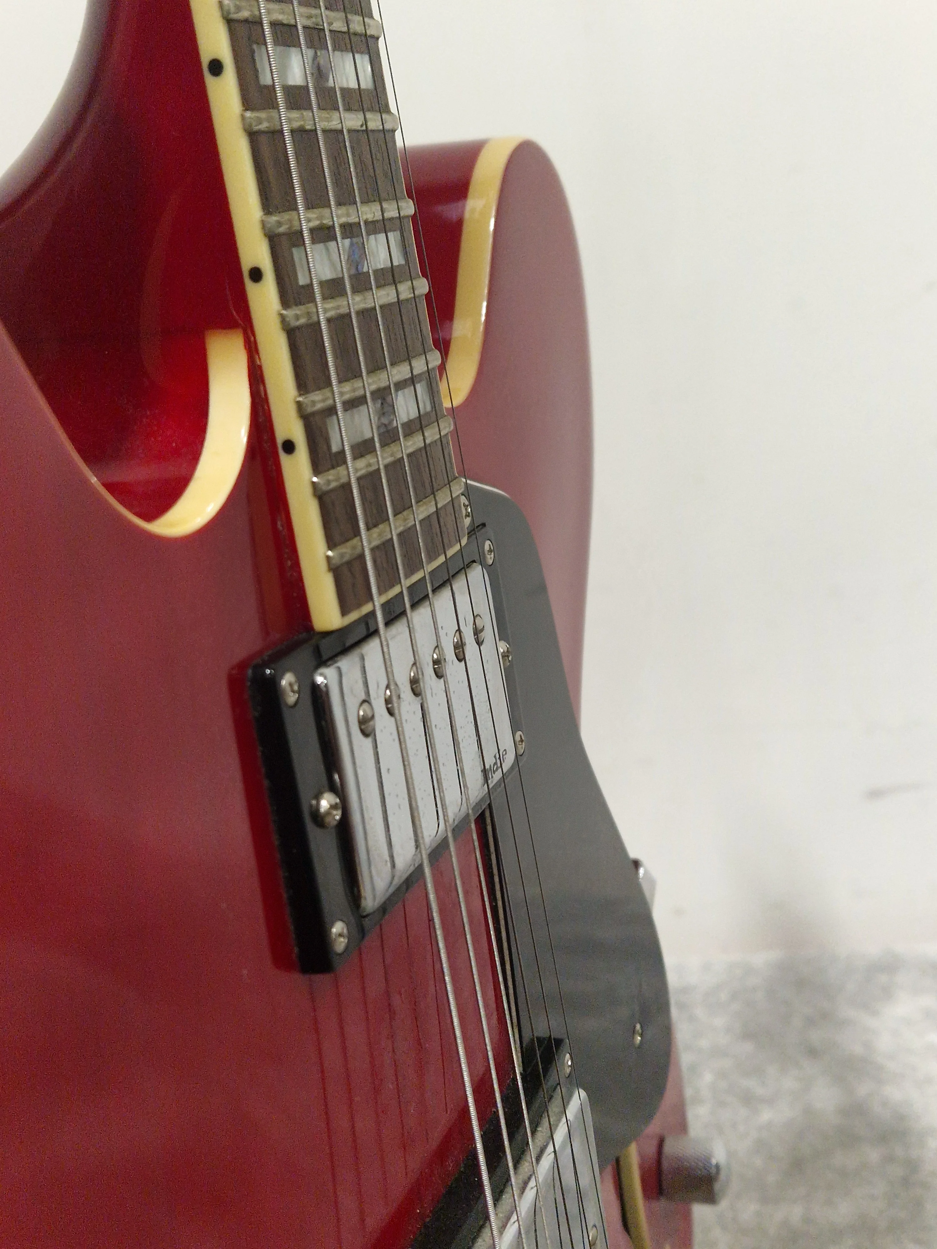 Indie Semi Acoustic 335 Electric Guitar Red - Made in Korea - Excellent w/ Hard Case - Image 3