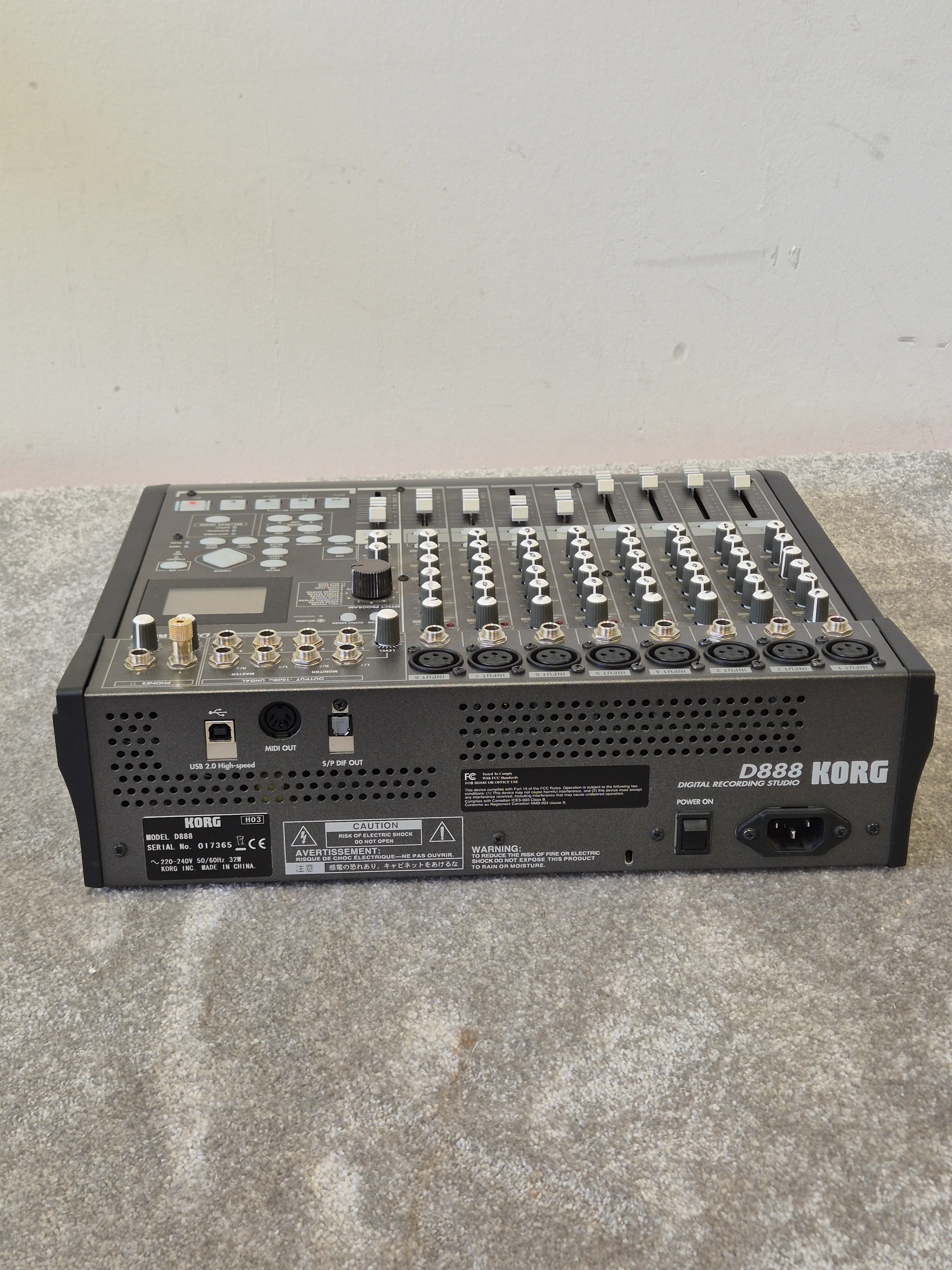 Korg D888 - 8 Track Digital Recorder - Very Good - Image 6