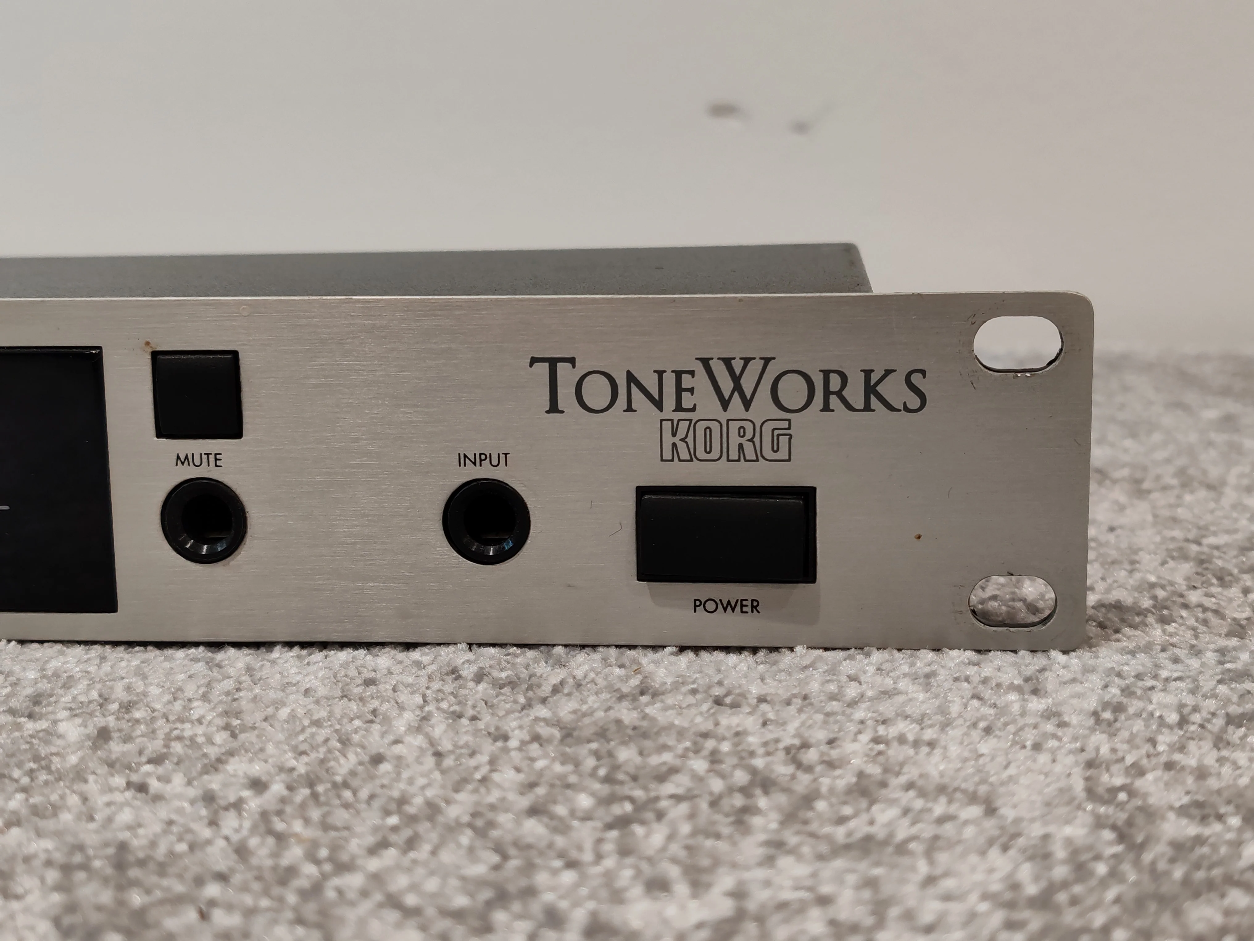Korg DTR-2 Rack Mount Digital Guitar Tuner - Image 4