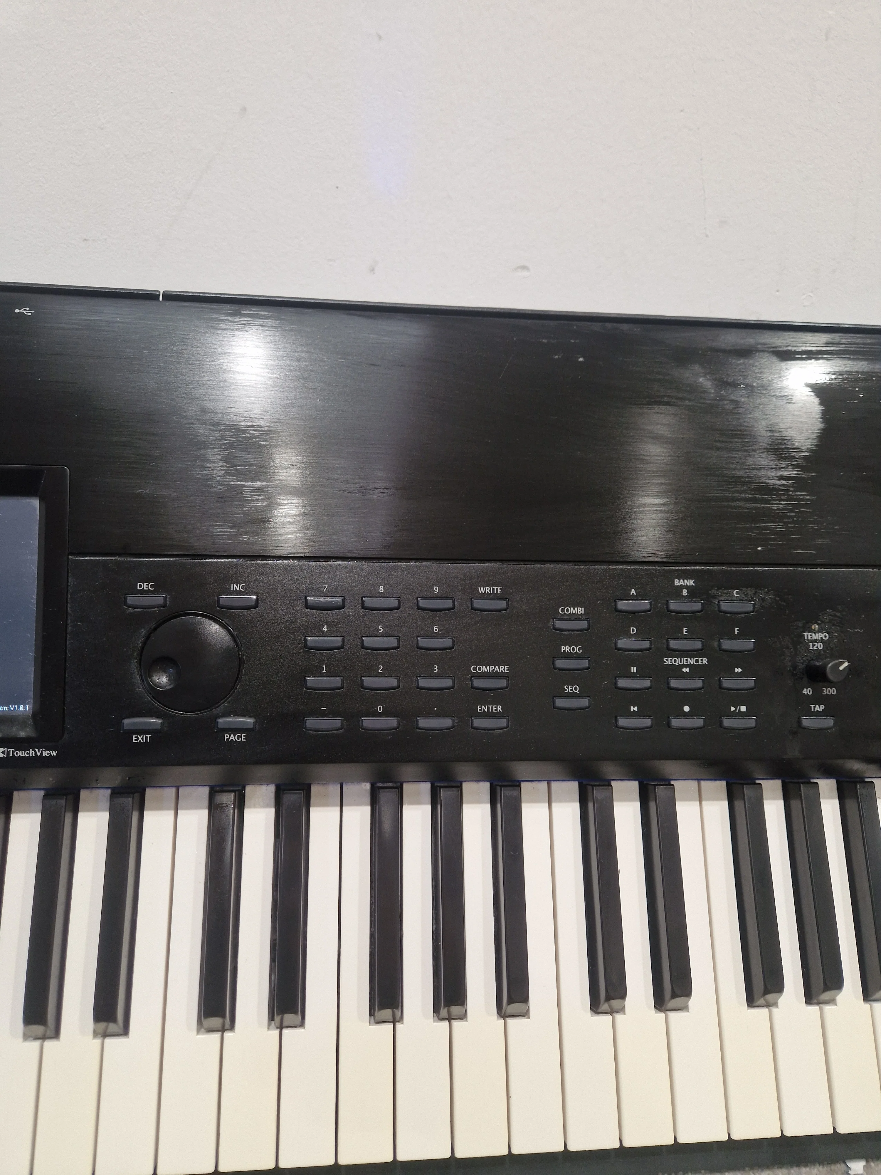 Korg Krome 88 - Digital Piano/Workstation - 88-Key - Dark Metallic - Good w/ Soft Case, Power Supply - Image 16